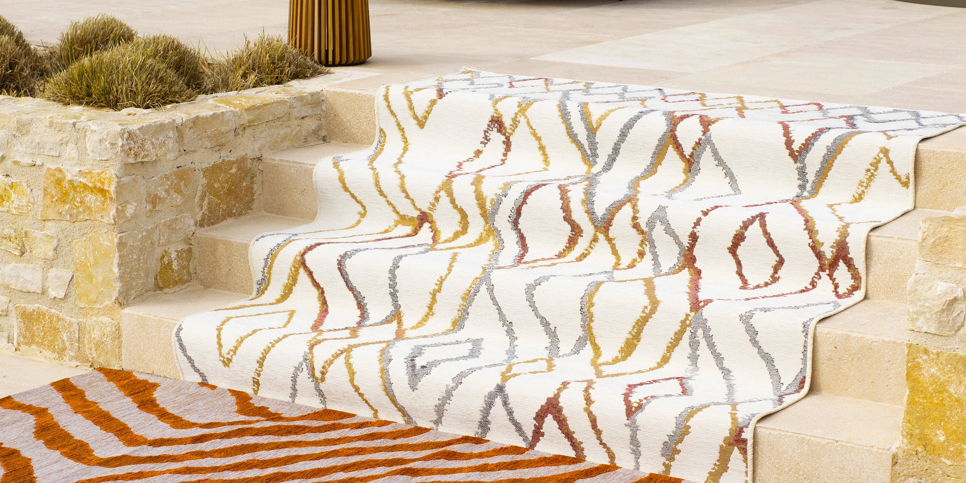 Tapis tissés extérieurs