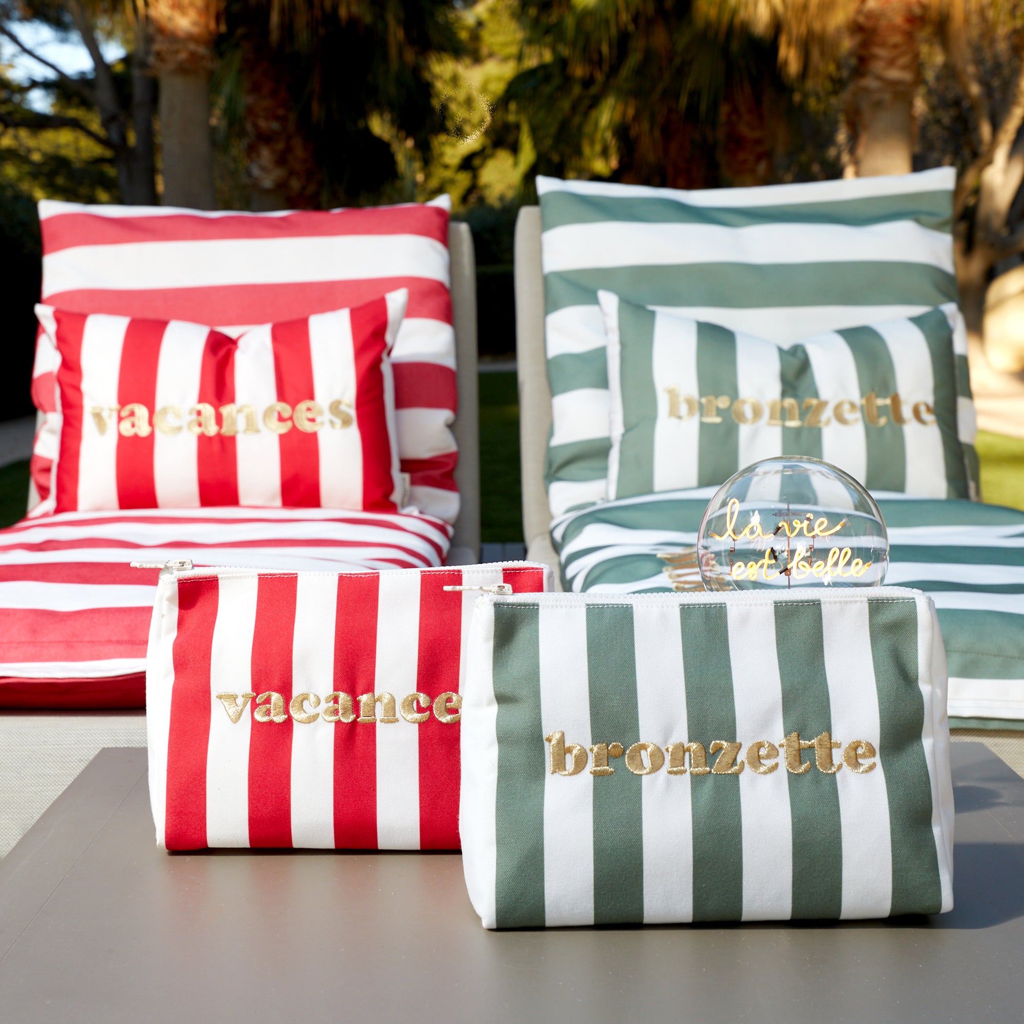 Pochette brodée Bronzette