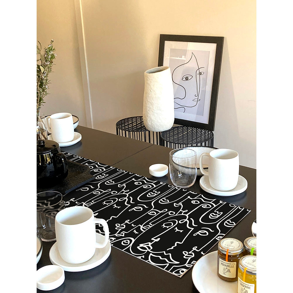 Menorca vinyl table runner