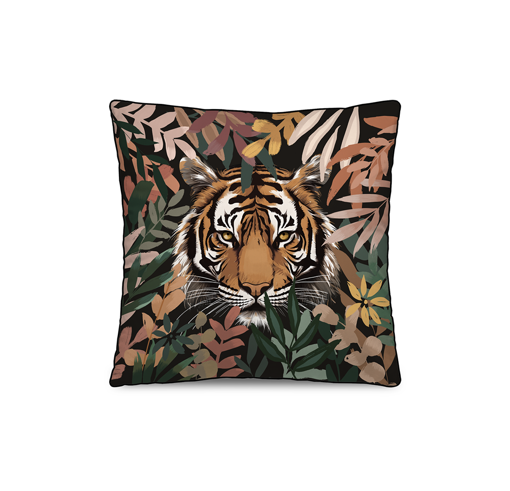 Lumia velvet cushion