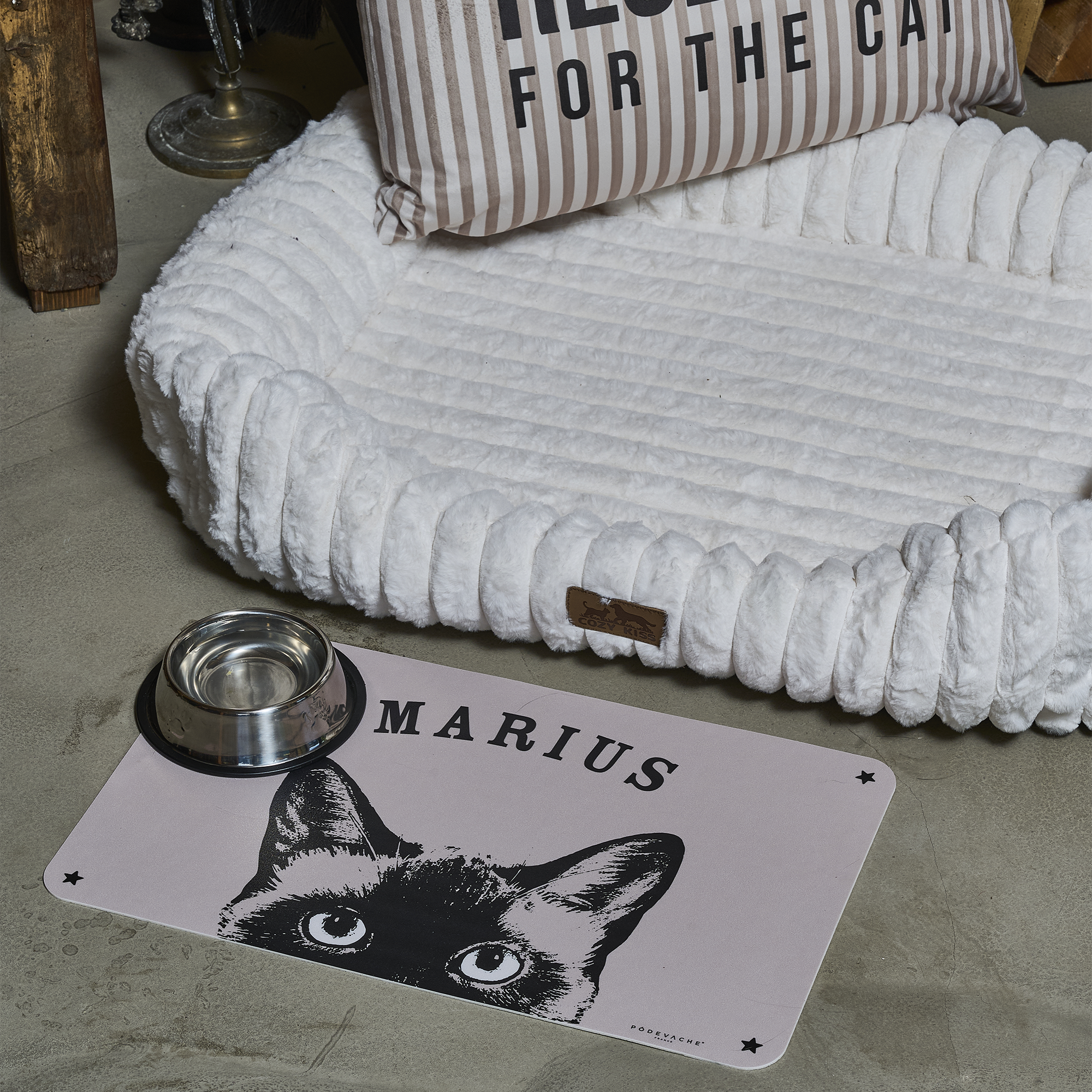 Cat Customizable Vinyl Bowl Mat