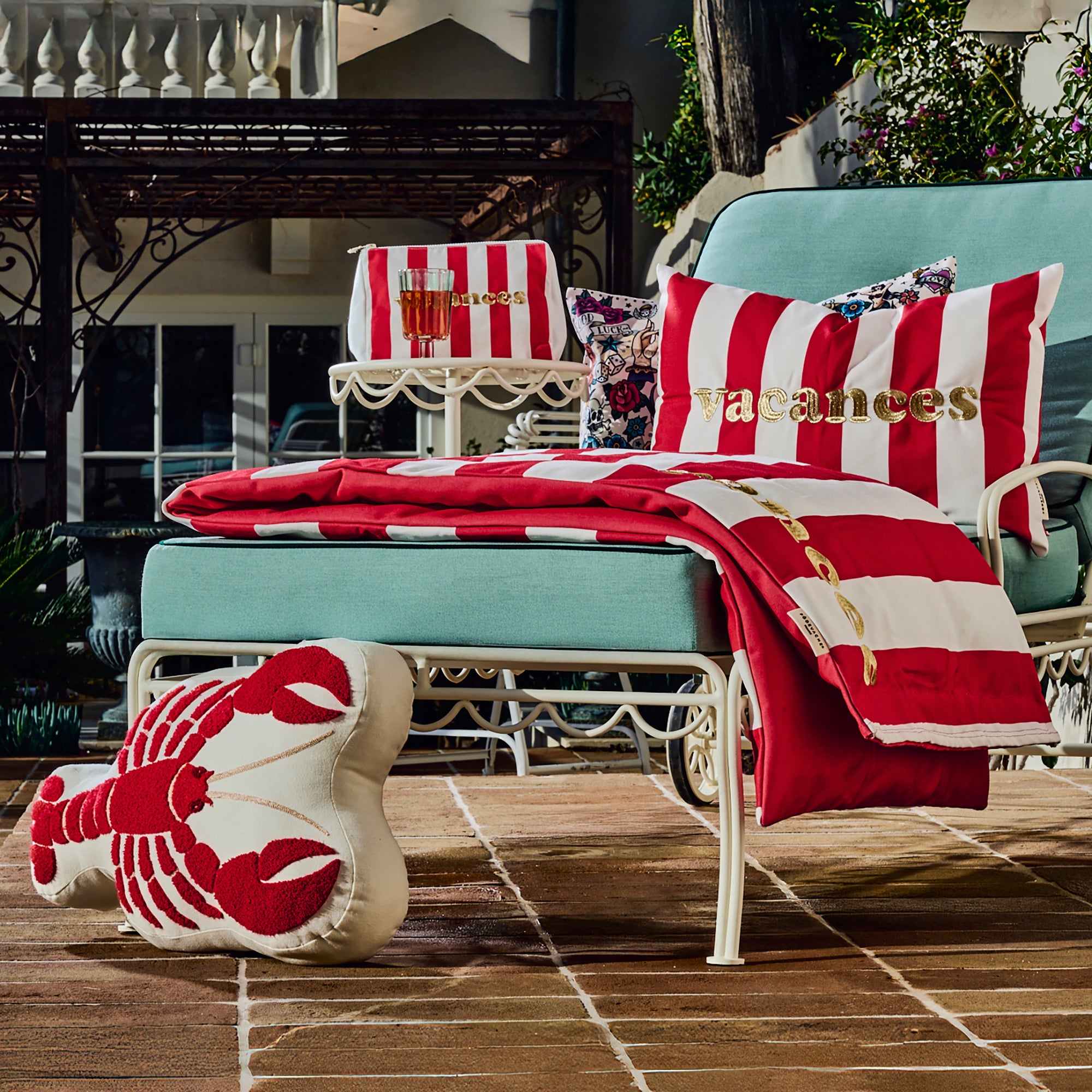 Pochette brodée Vacances