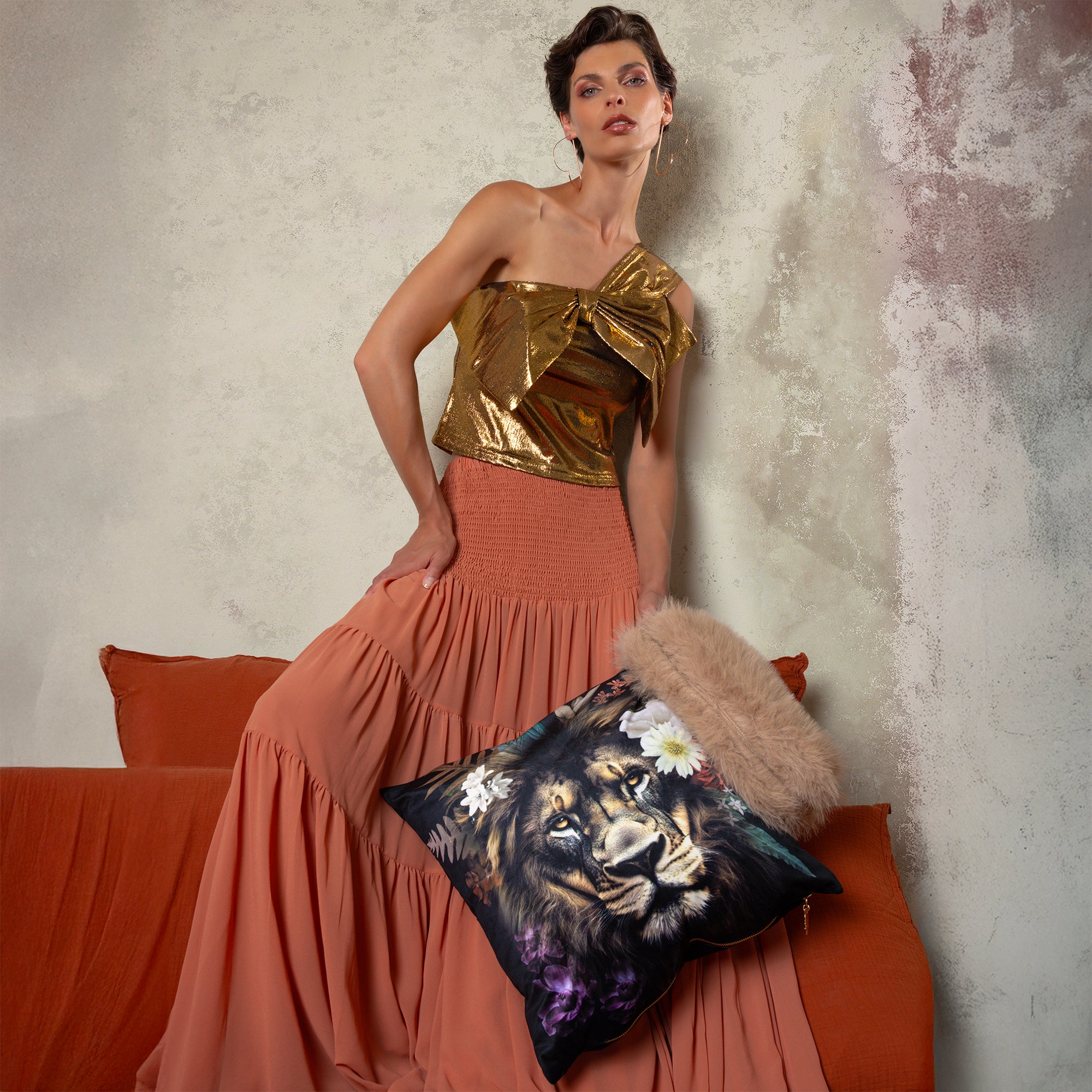 Coussin Velours Lion Montepulciano