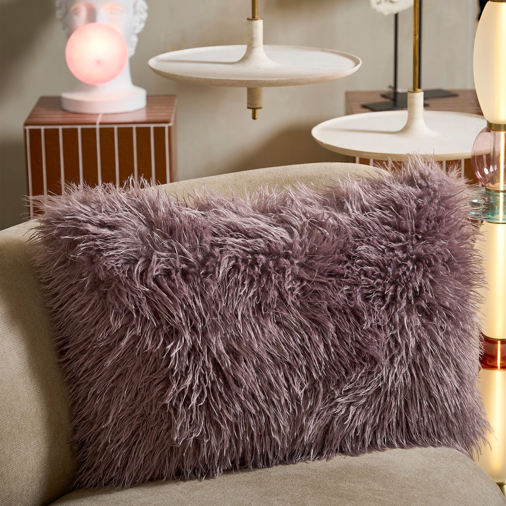 Coussin en fausse fourrure Sienne