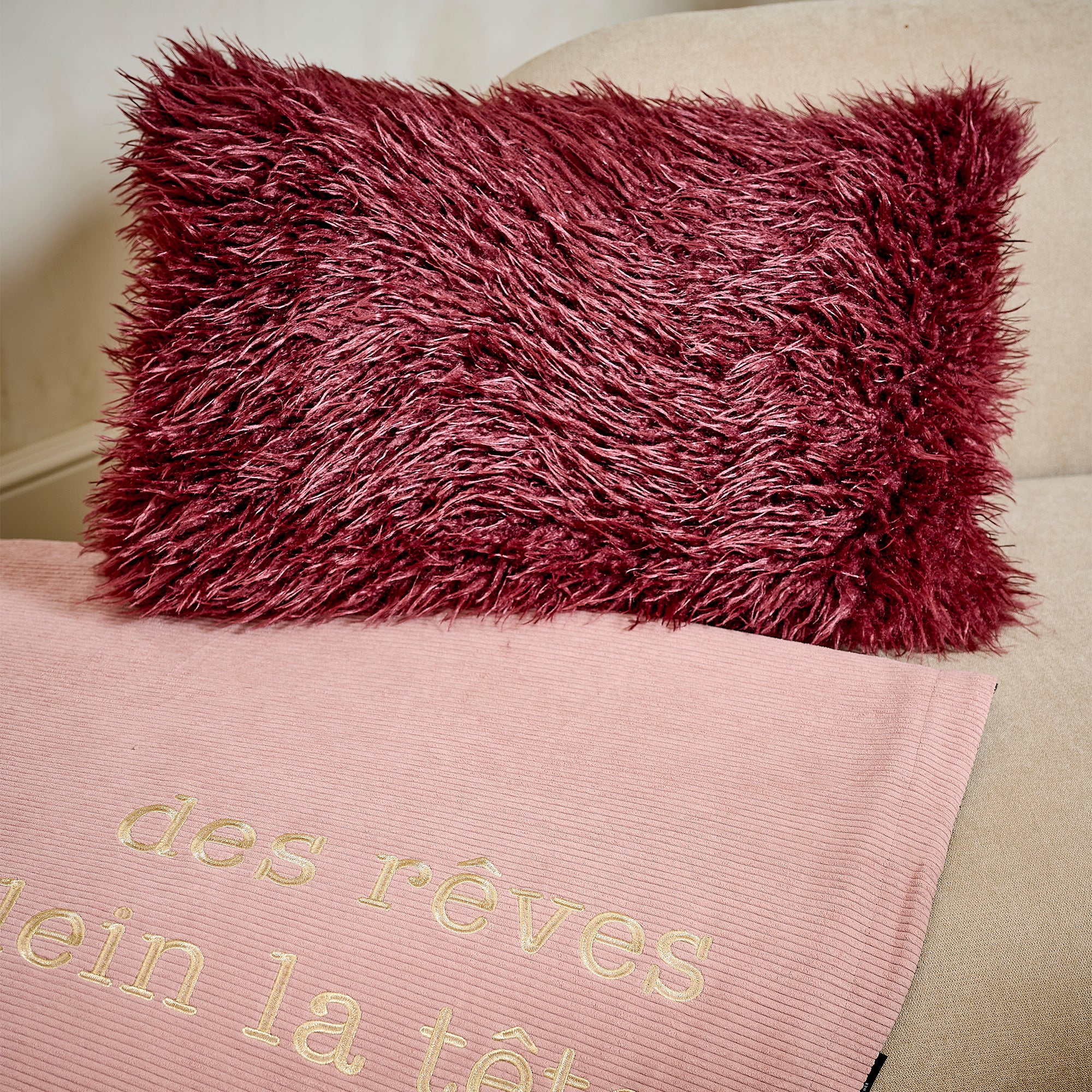 Coussin en fausse fourrure Volterna