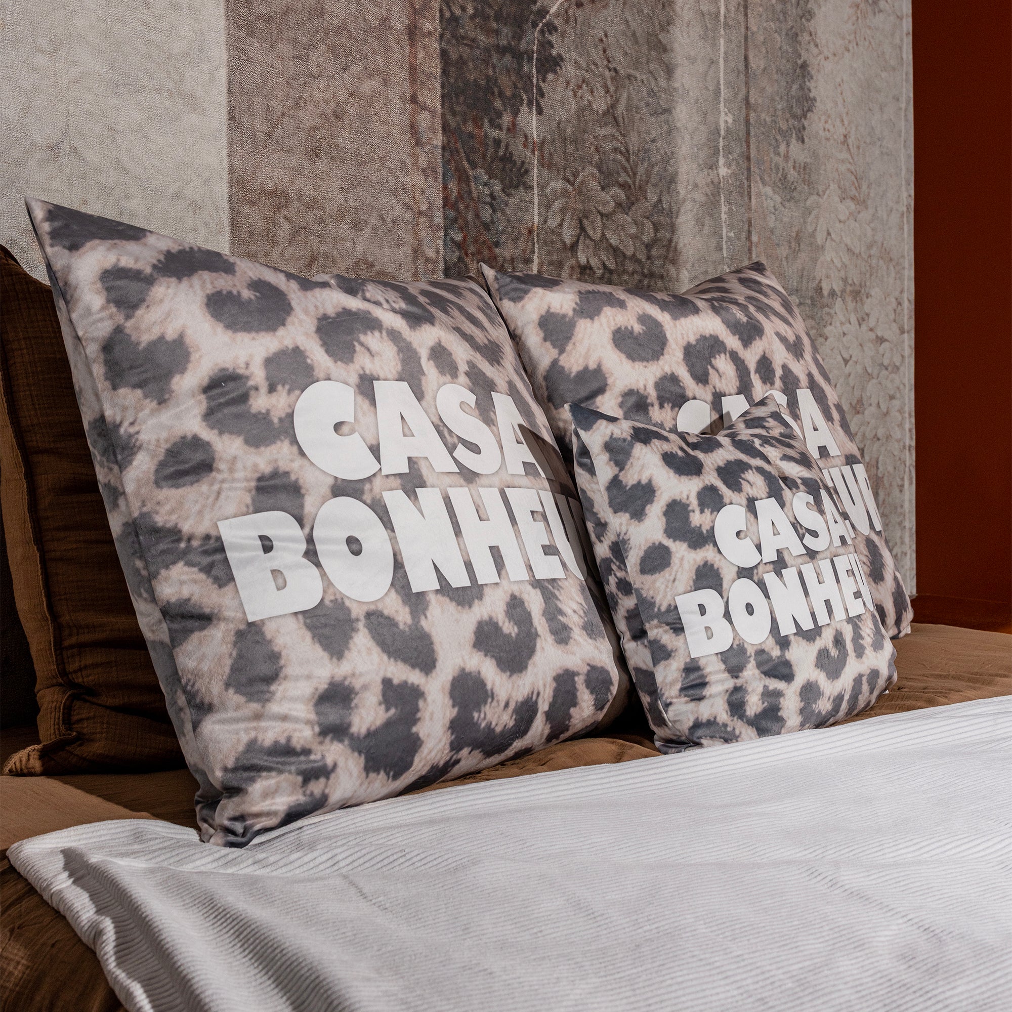 Coussin Velours Léopard Eleusis