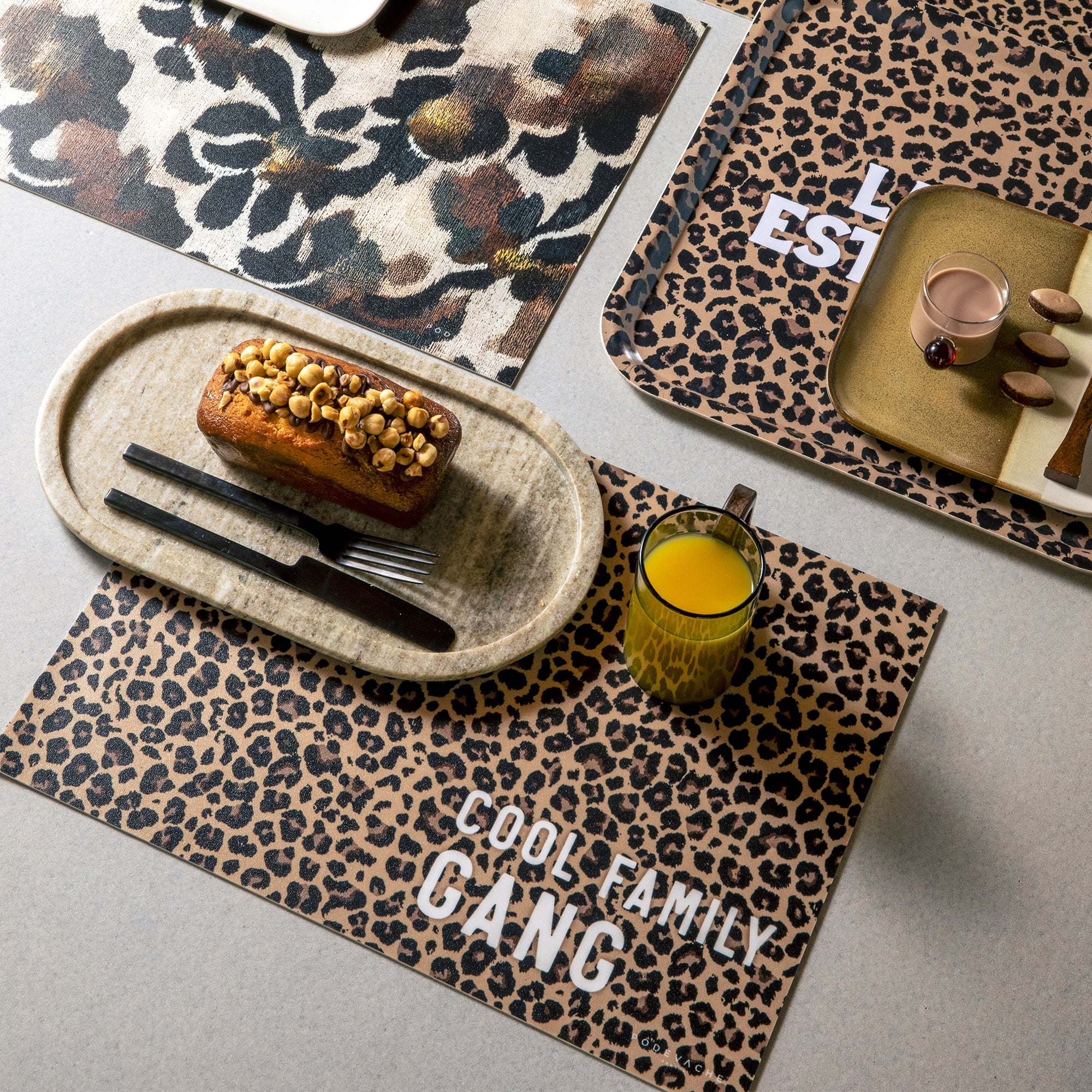 Set De Table Vinyle Léopard Cool Family Gang