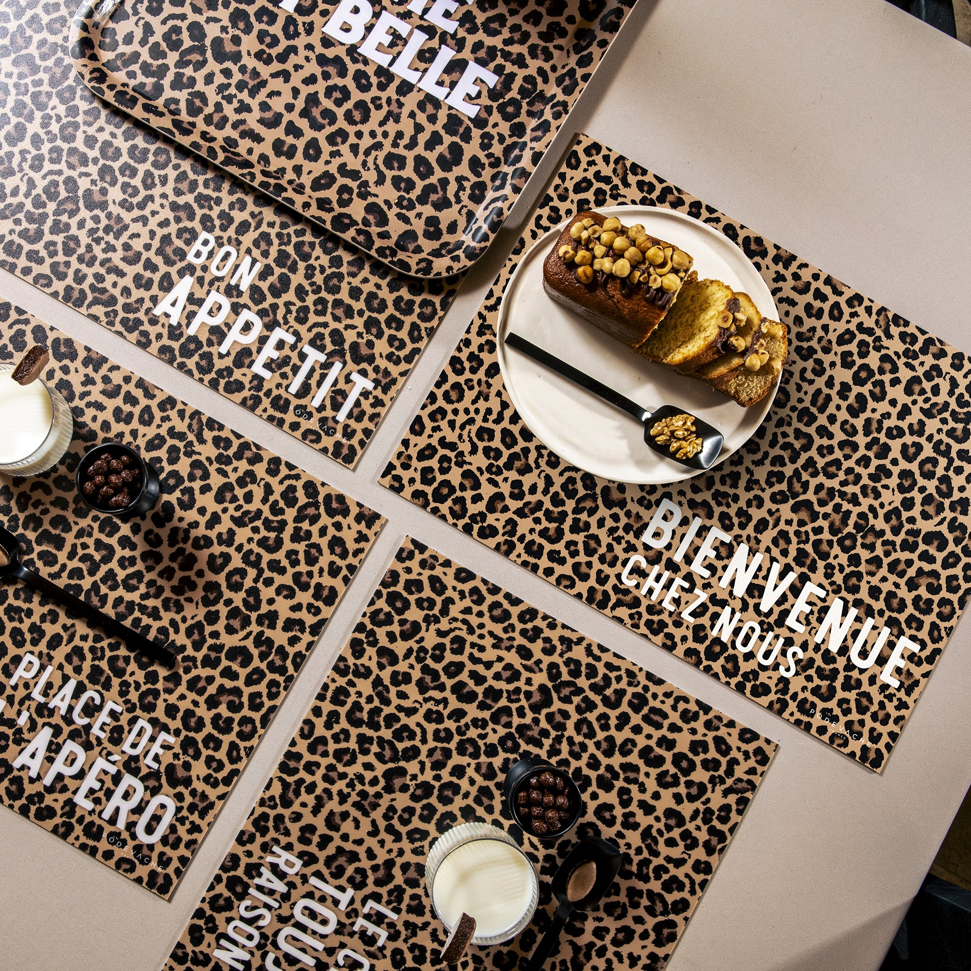 Set De Table Vinyle Léopard Bienvenue Chez Nous