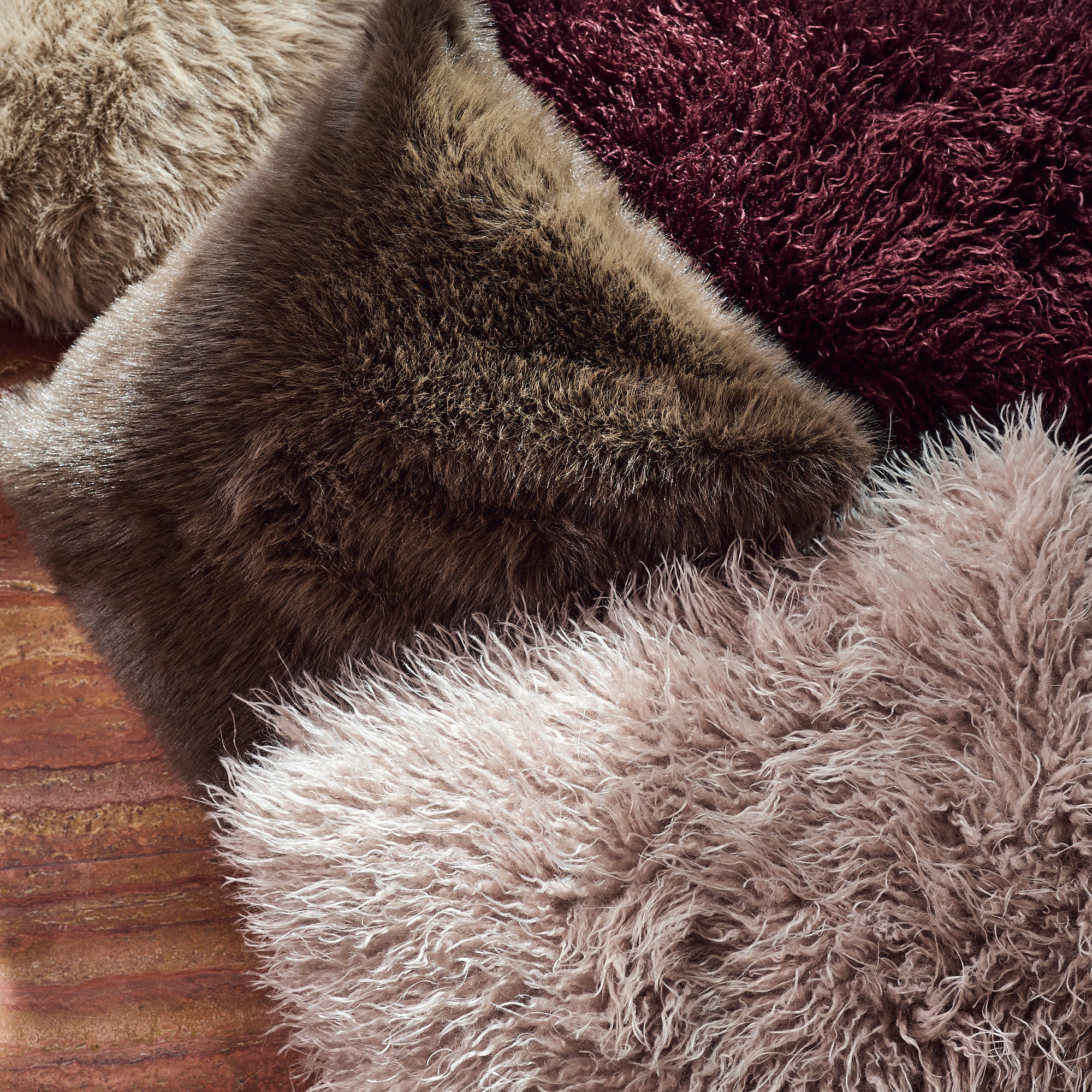 Coussin en fausse fourrure Eguisheim