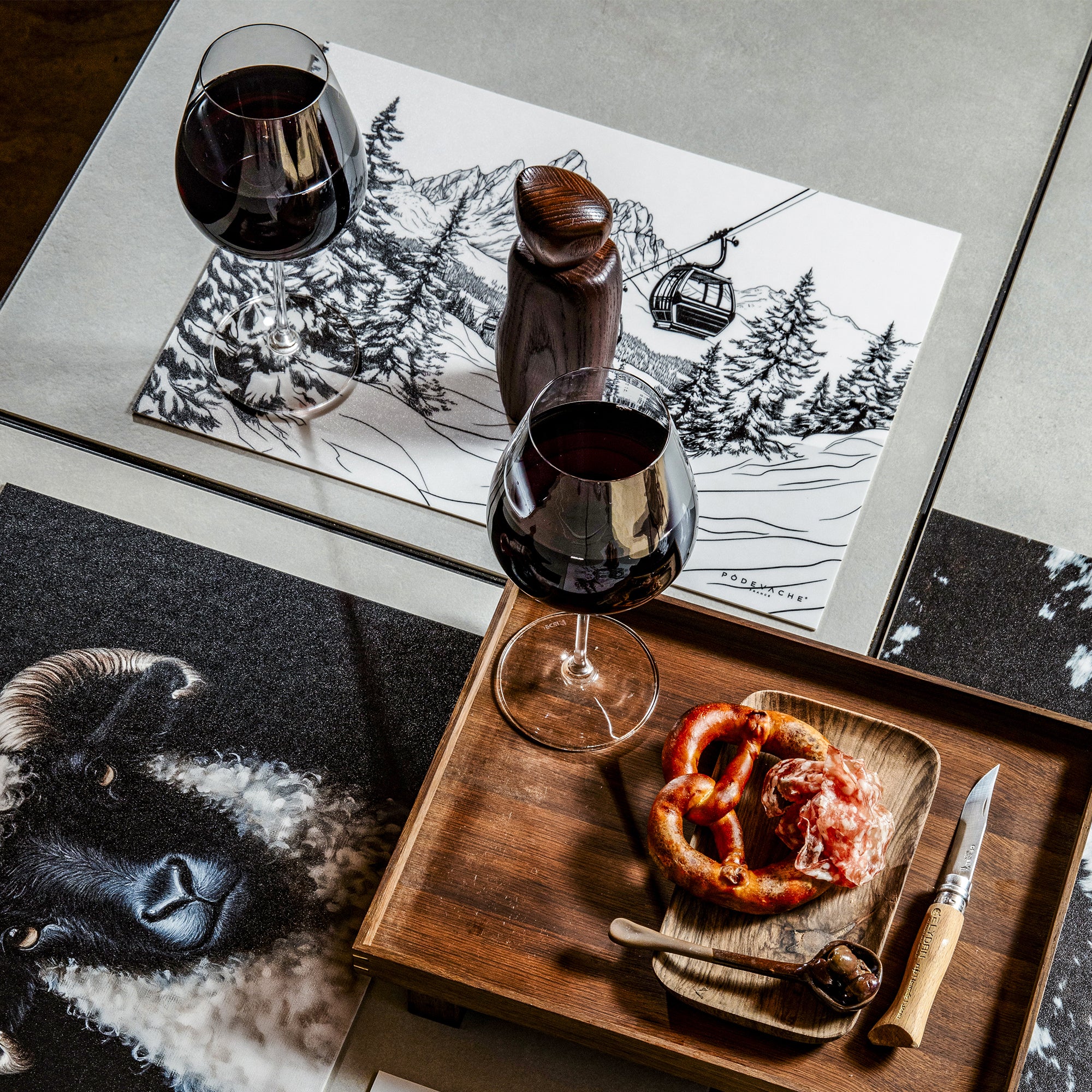 Set De Table Vinyle Montagne San Candido