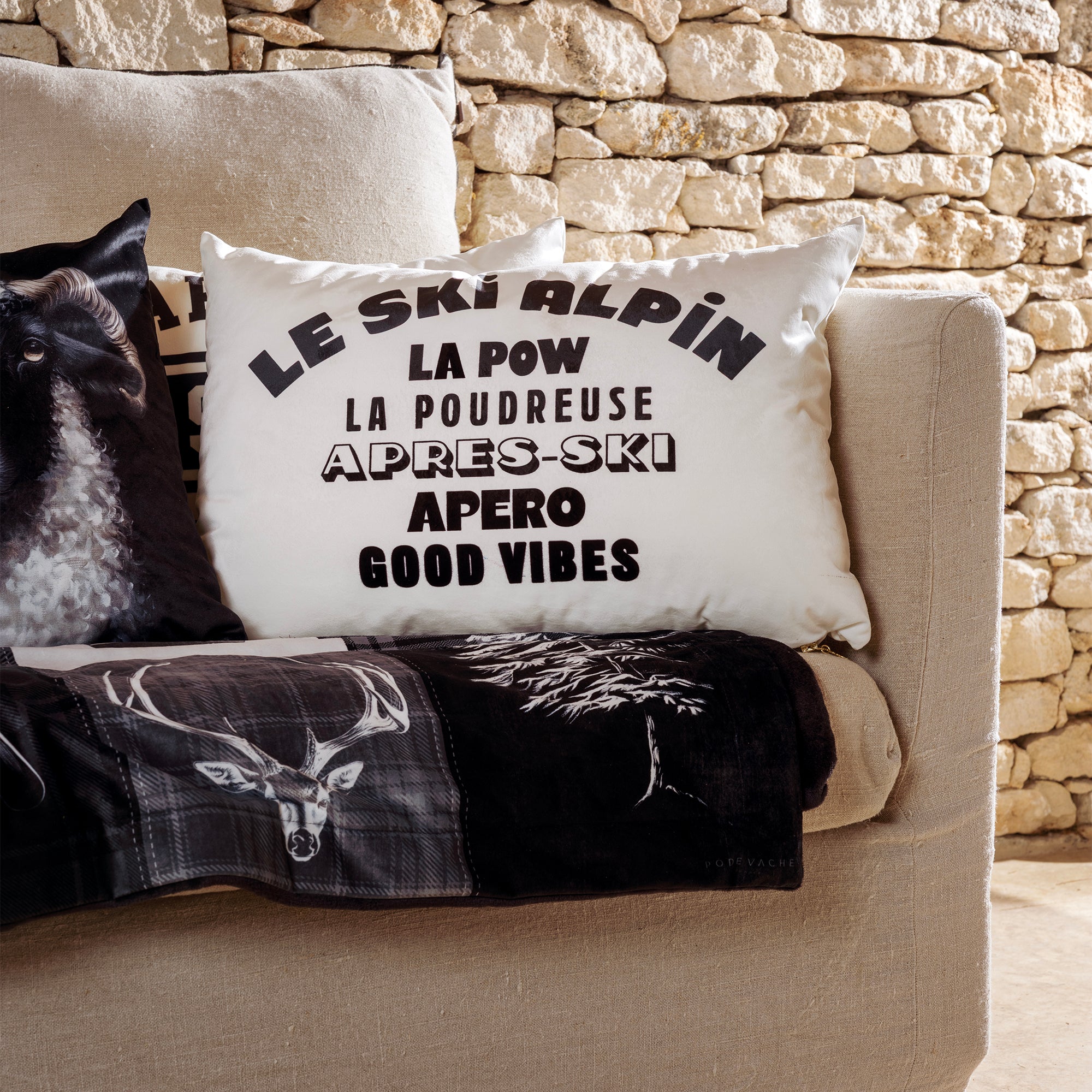 Pikes velvet cushion