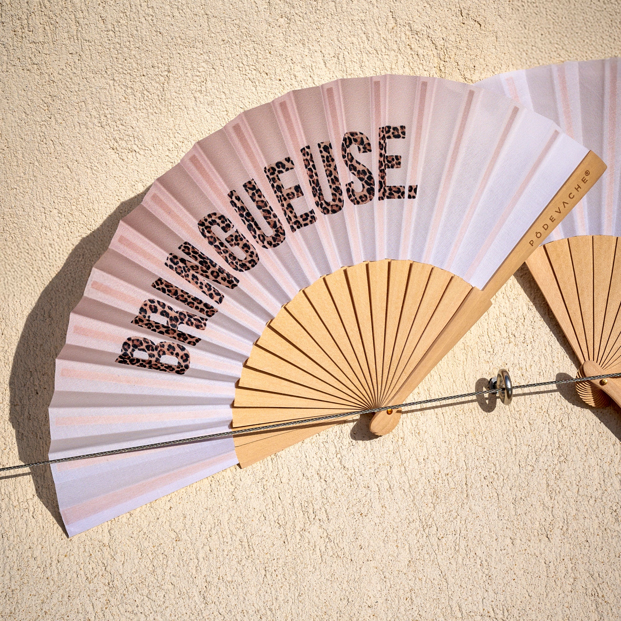 Éventail Bringueuse