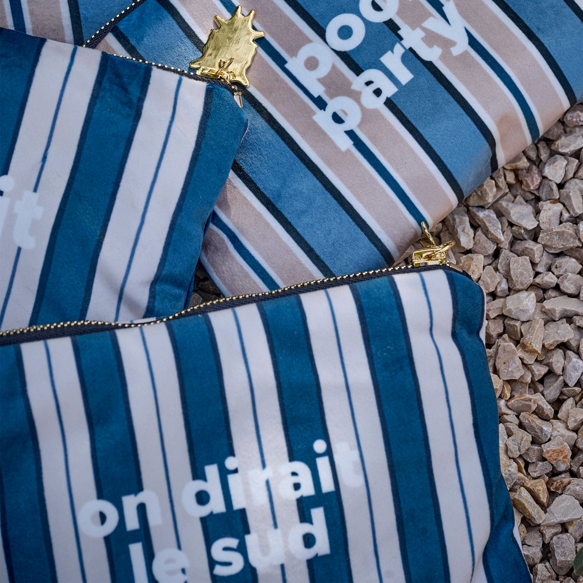 Pochette Velours Pieds Eau XS