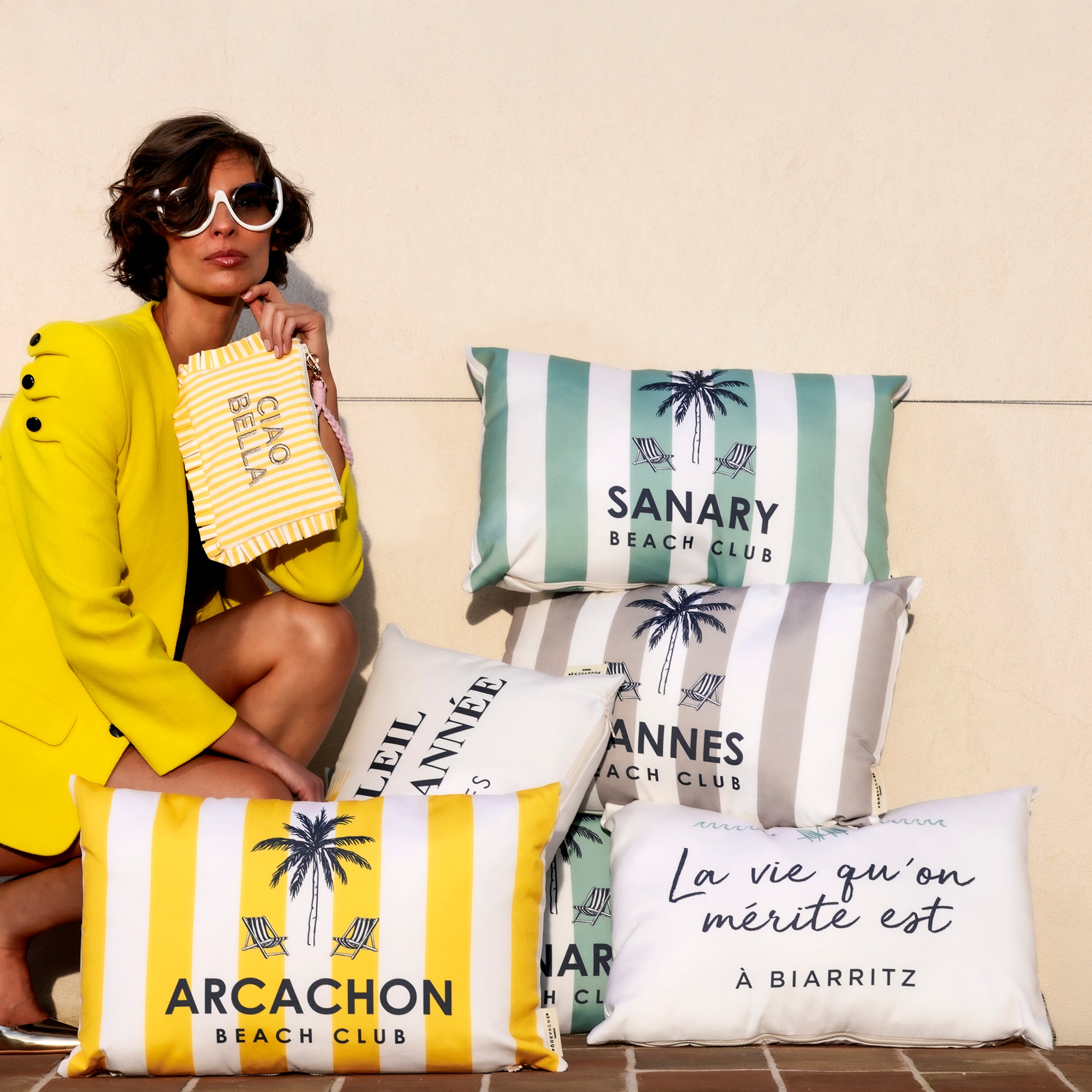 Coussin extérieur personnalisé La Vie qu'on Merite