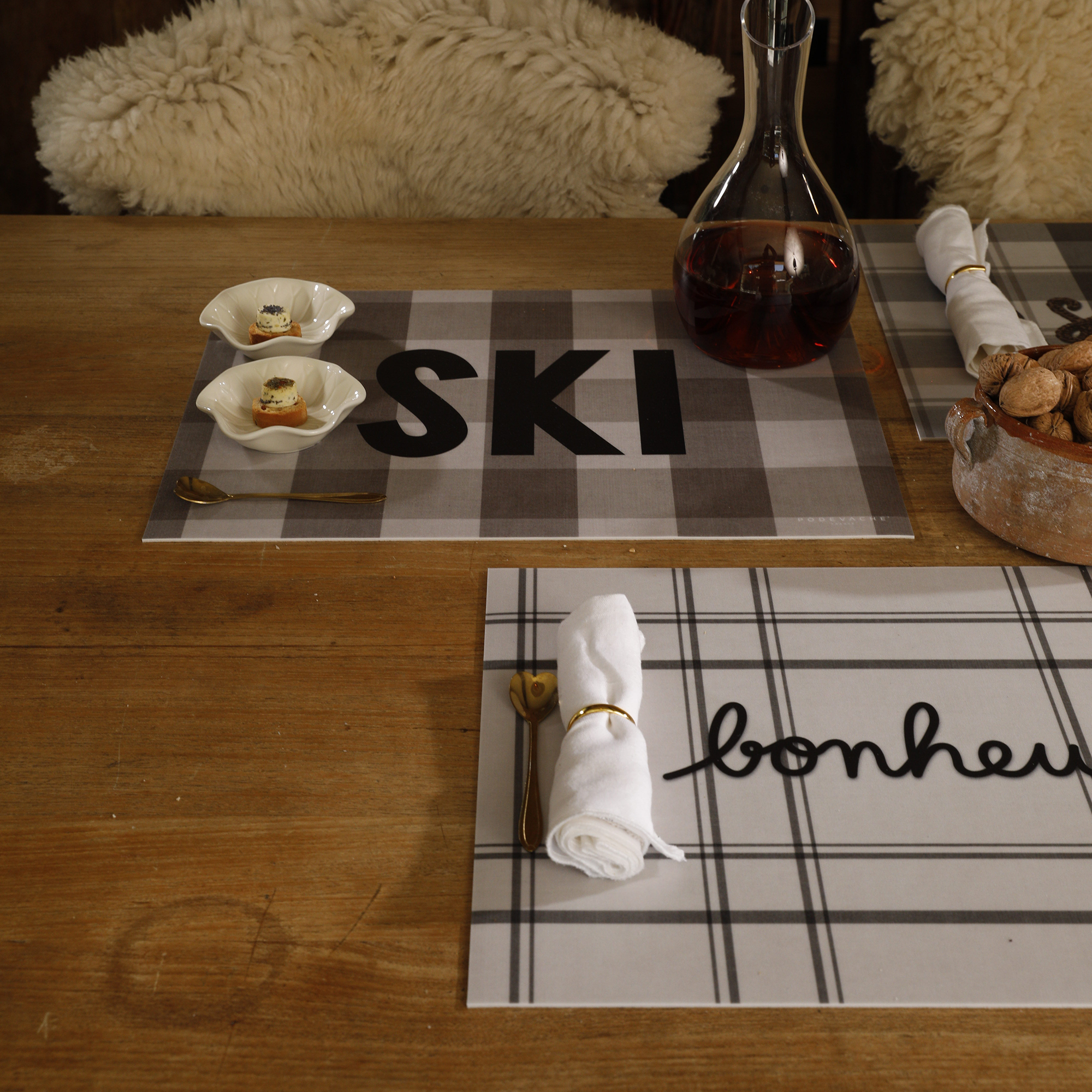 Ski panel vinyl placemat
