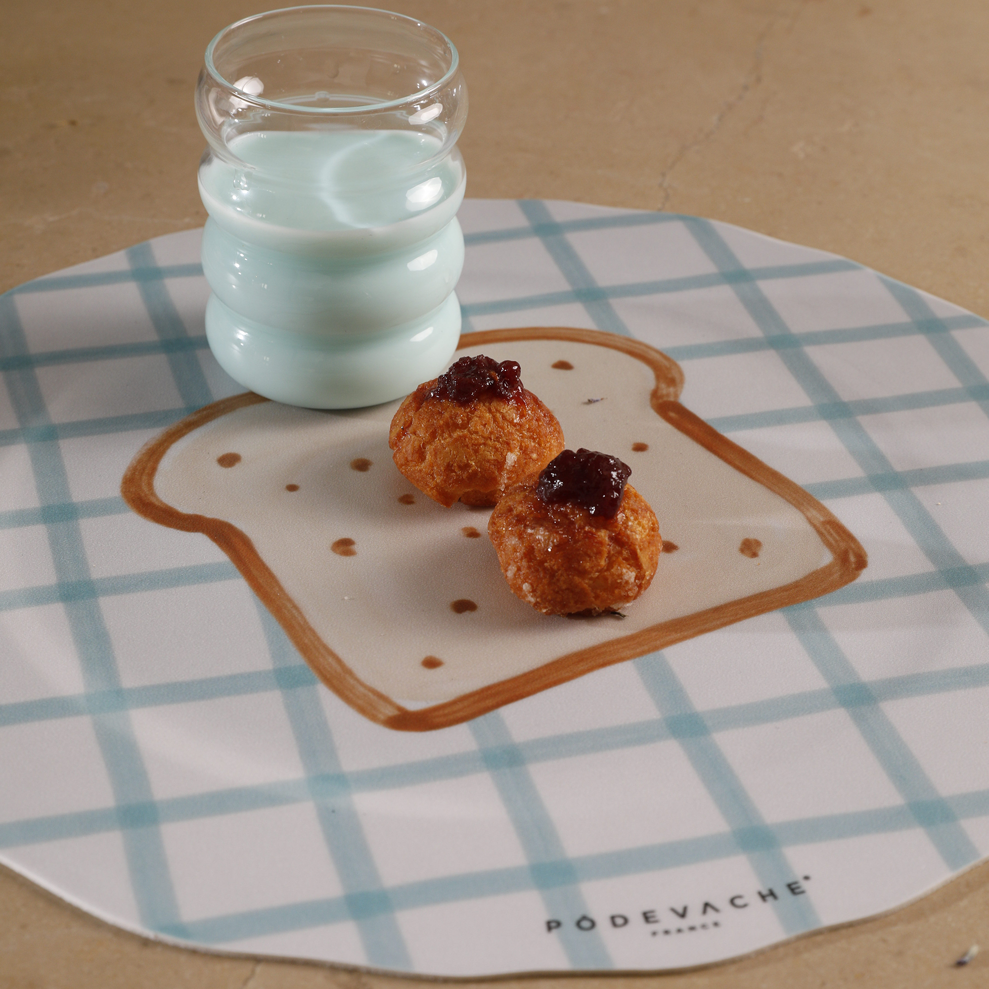 Set de table vinyle Brioche