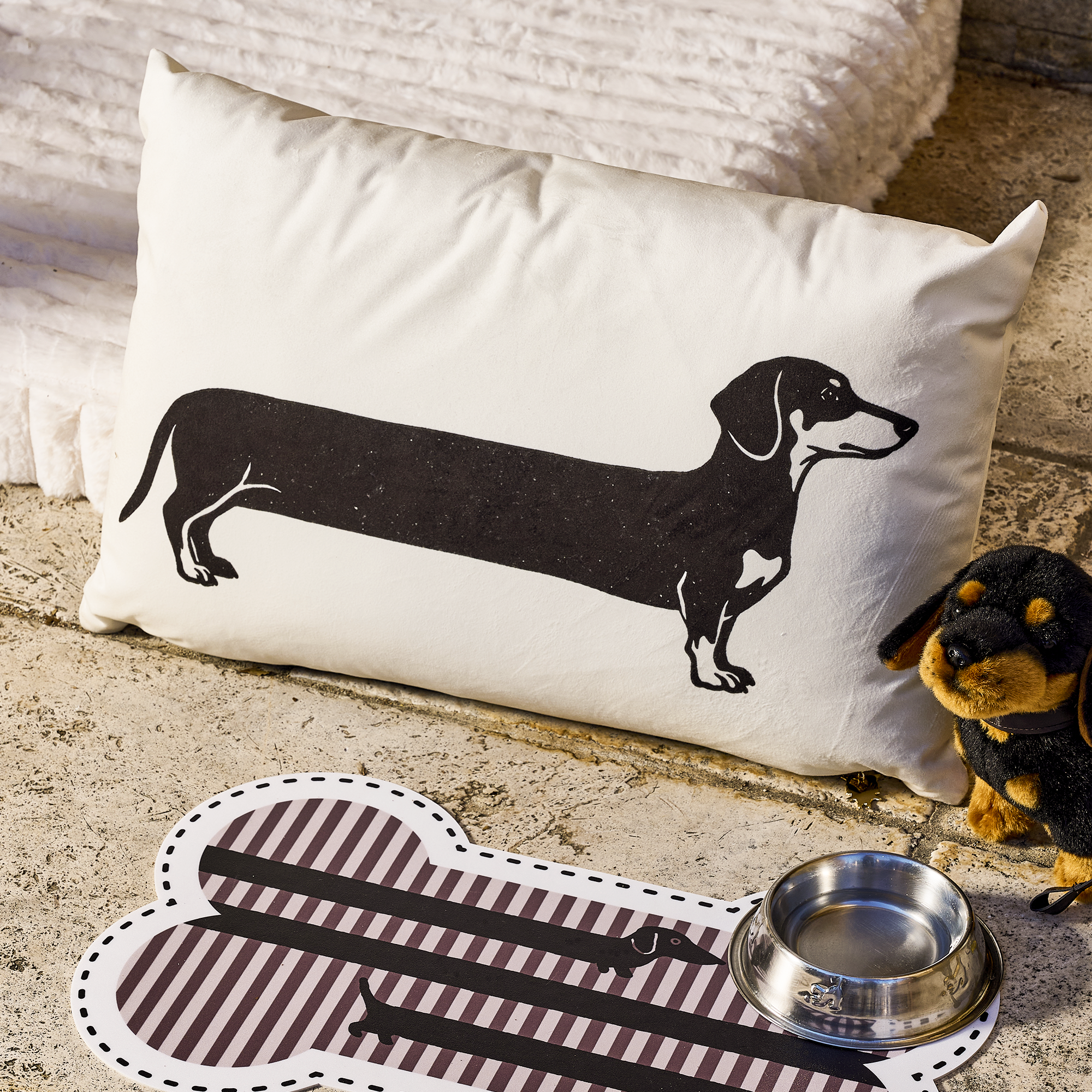 Coussin velours Teckel B&W
