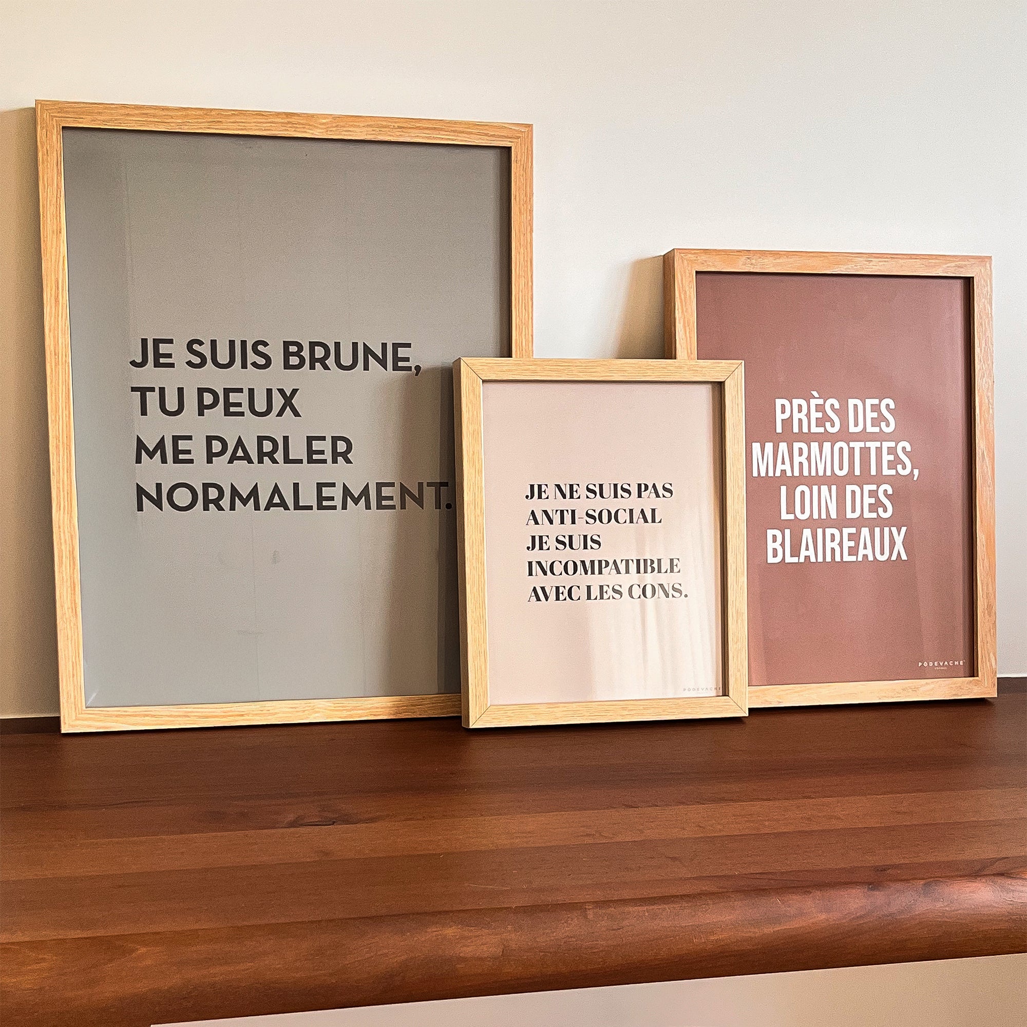 Affiche ou affiche encadrée Brune