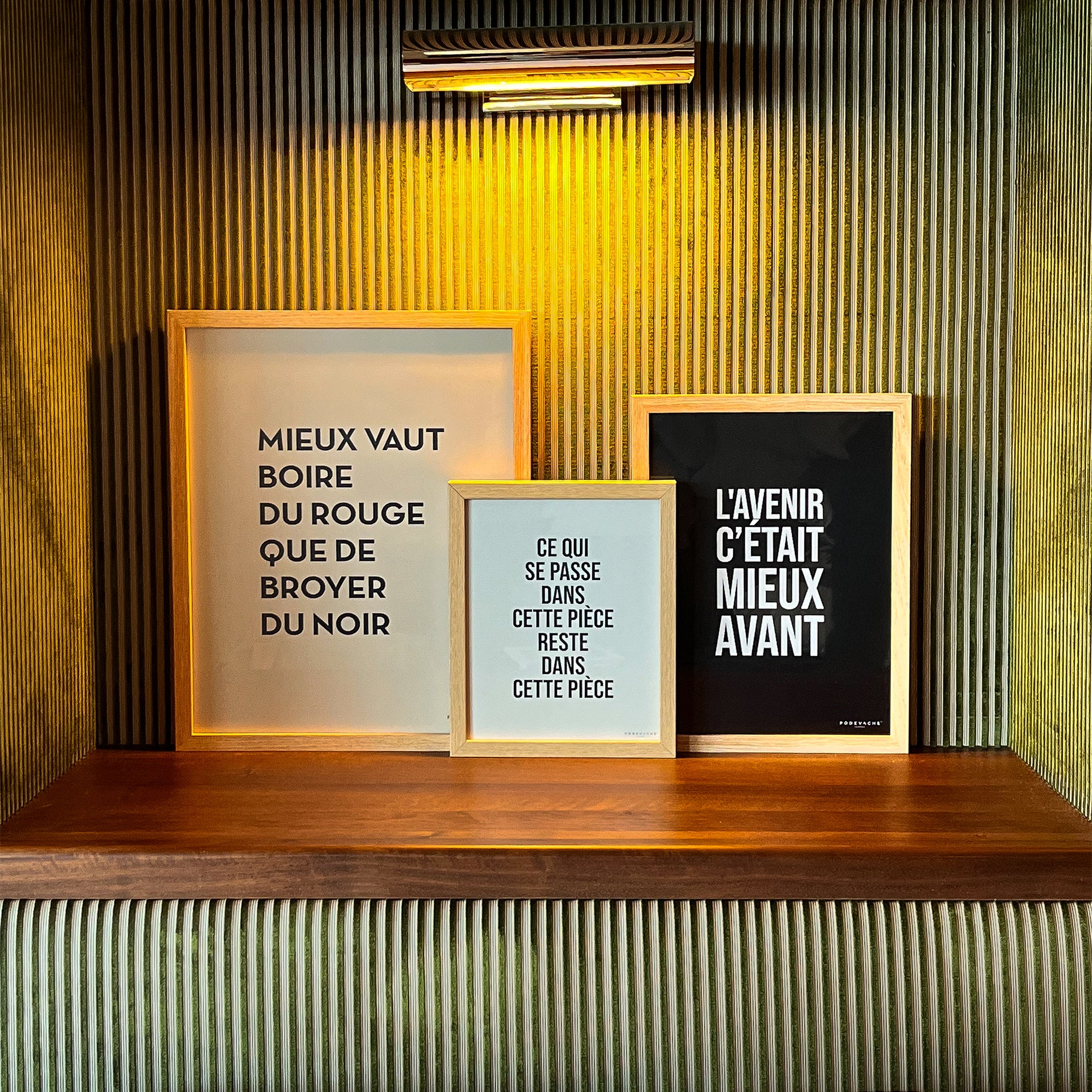 Affiche ou affiche encadrée Boire du Rouge