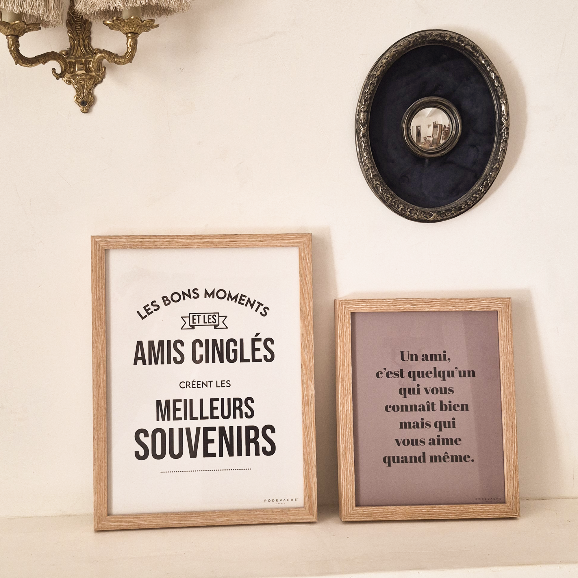 Affiche ou affiche encadrée Amis Cinglés