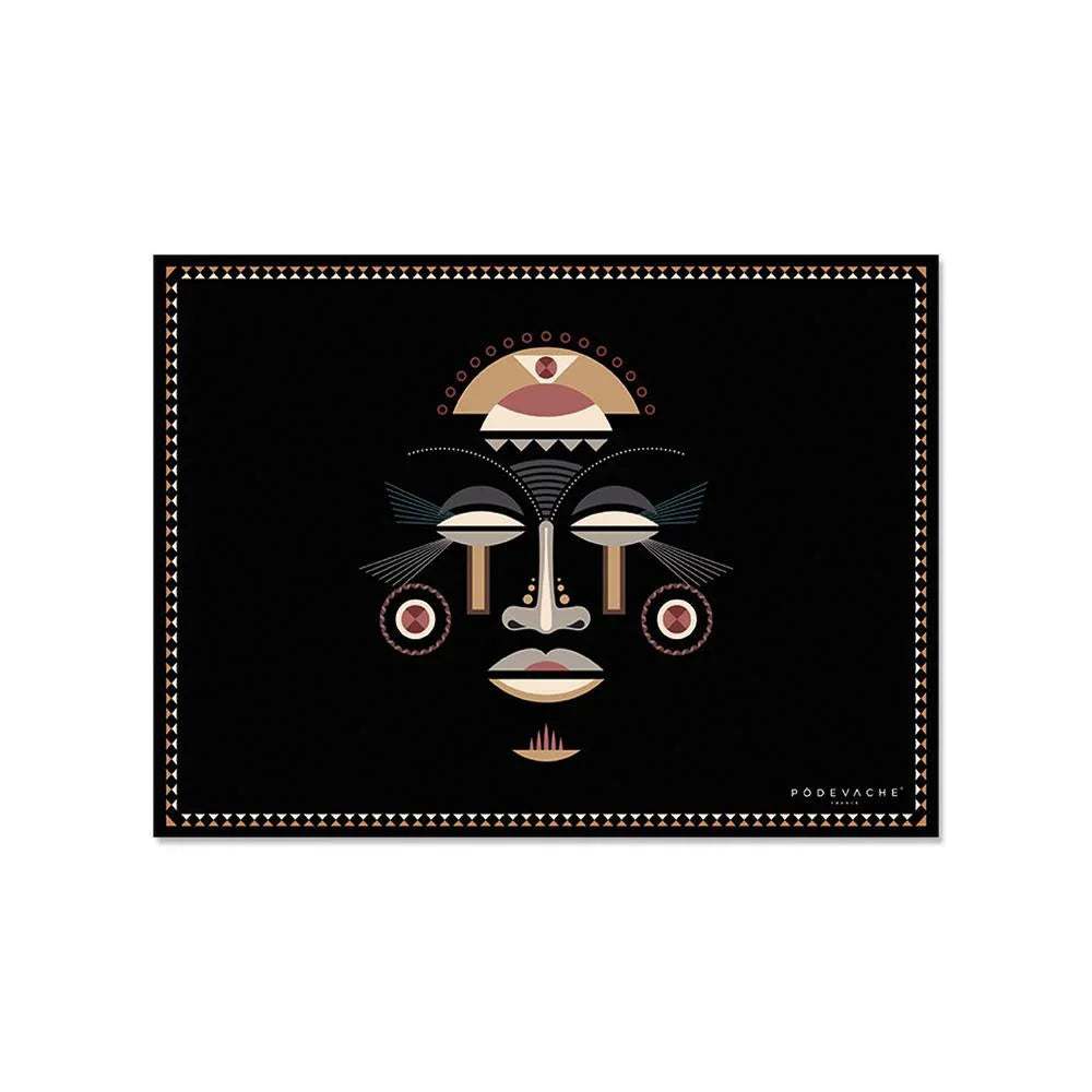 Ce set de table avec un masque africain donnera du caractère à votre décoration de table !