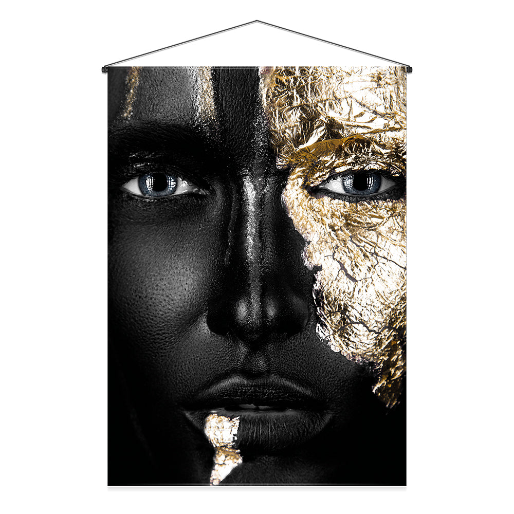 Okuta velvet kakemono