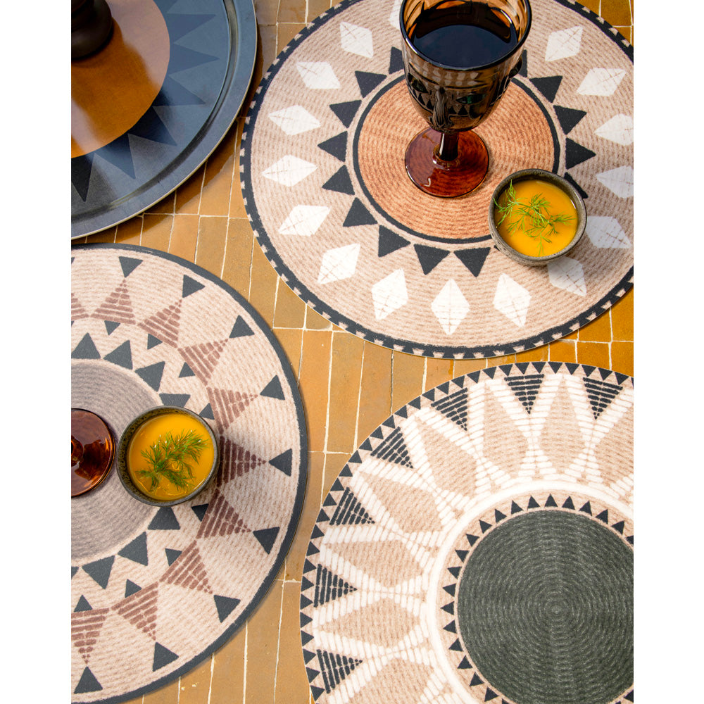 Bevala vinyl placemat