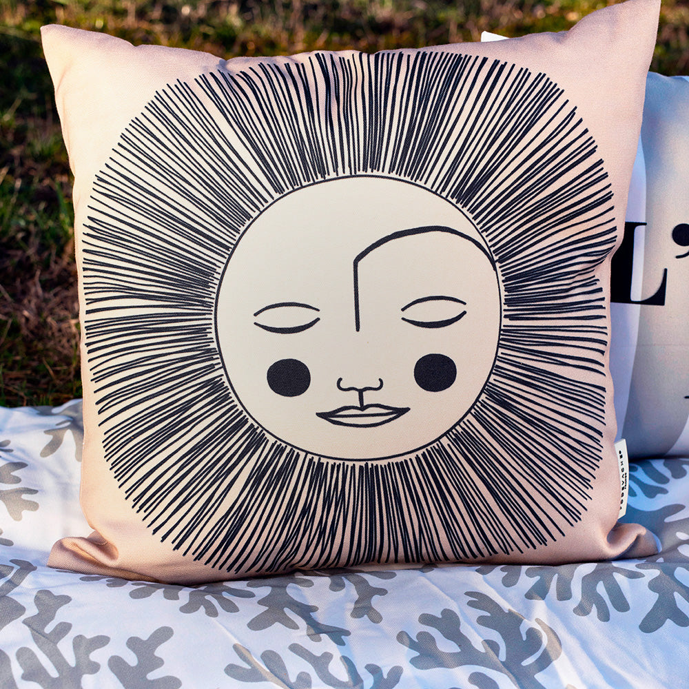 Arega outdoor cushion