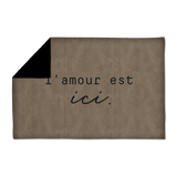 L'Amour est ici embroidered velvet throw