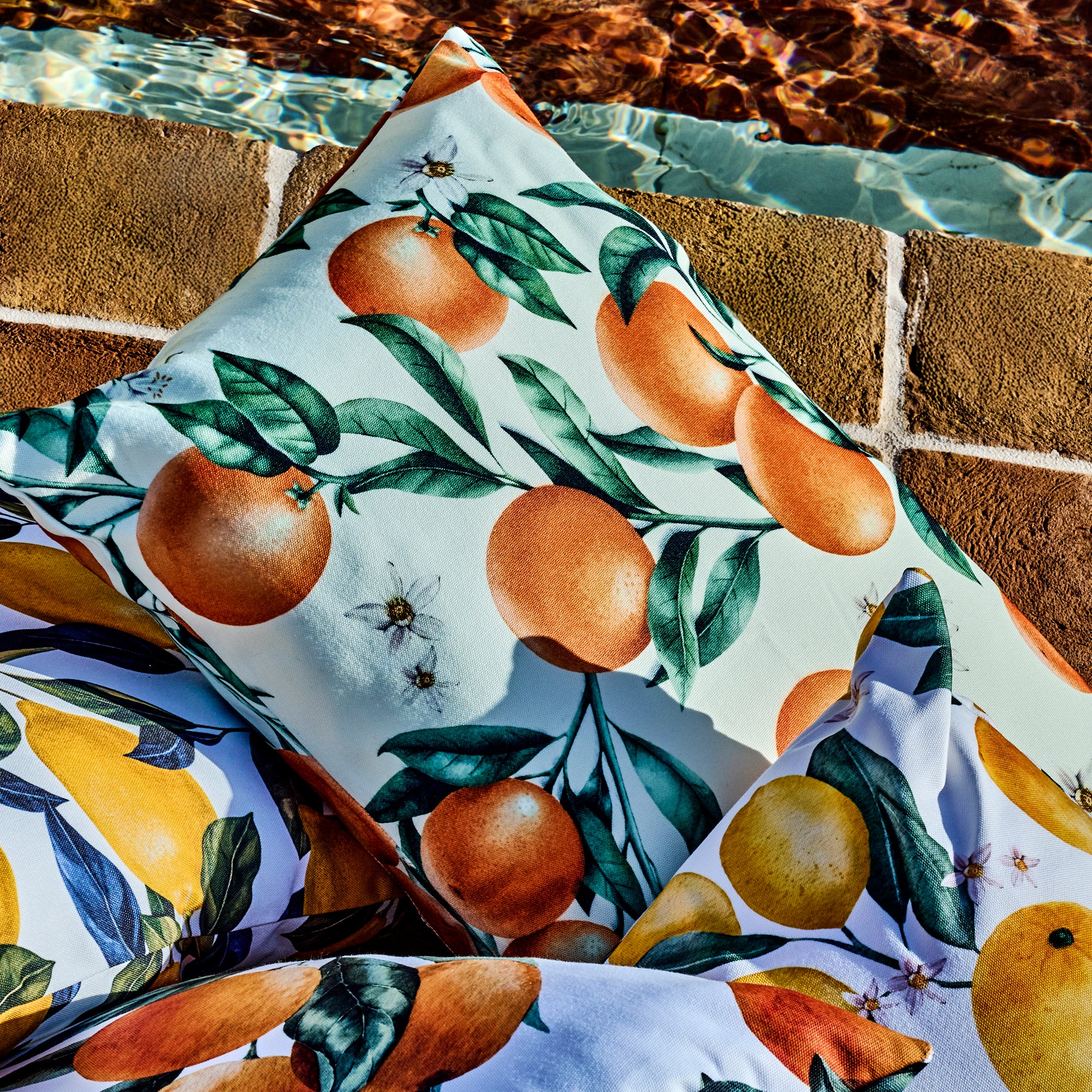 Rizza outdoor cushion