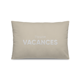 Coussin en polyester rectangulaire — modèle brodé Vacances