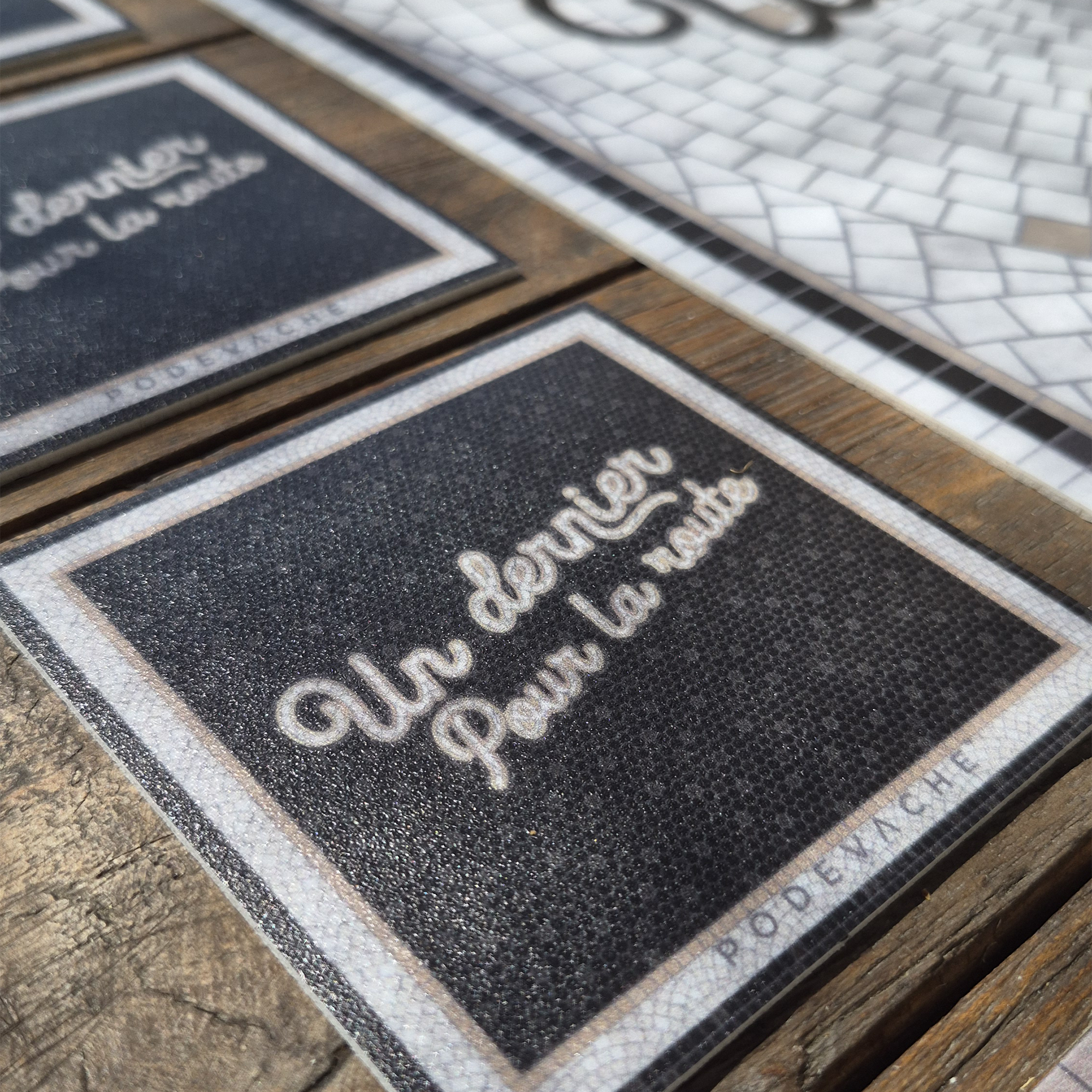Set de 6 posavasos de vinilo personalizados Halo Blanco
