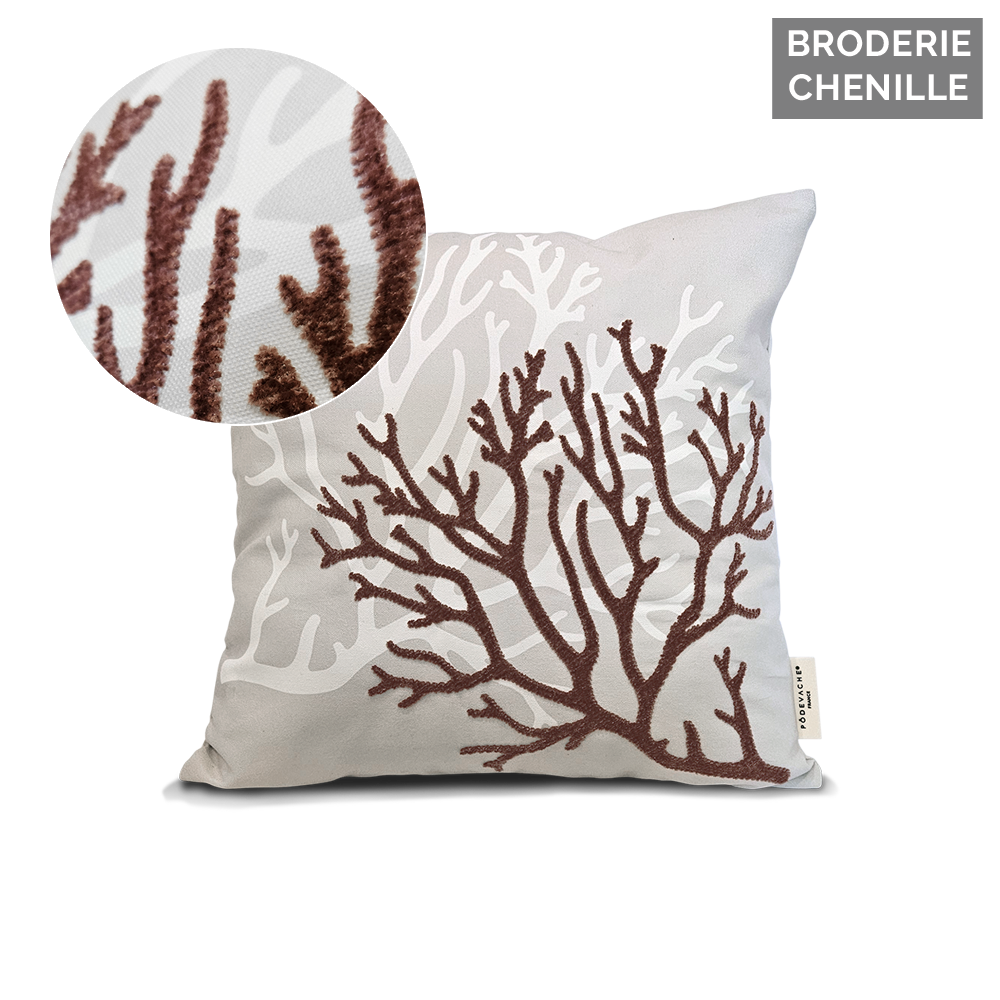 Coussin extérieur brodé Coralia