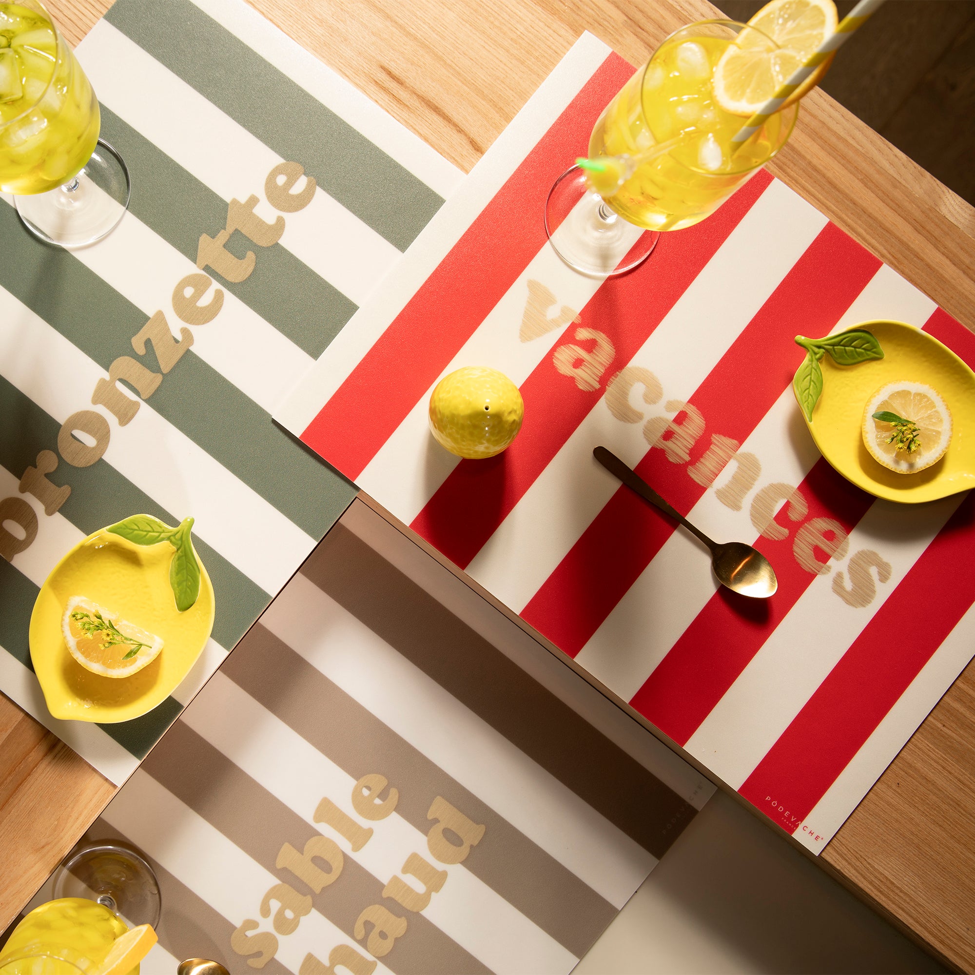 Set de table vinyle Vacances