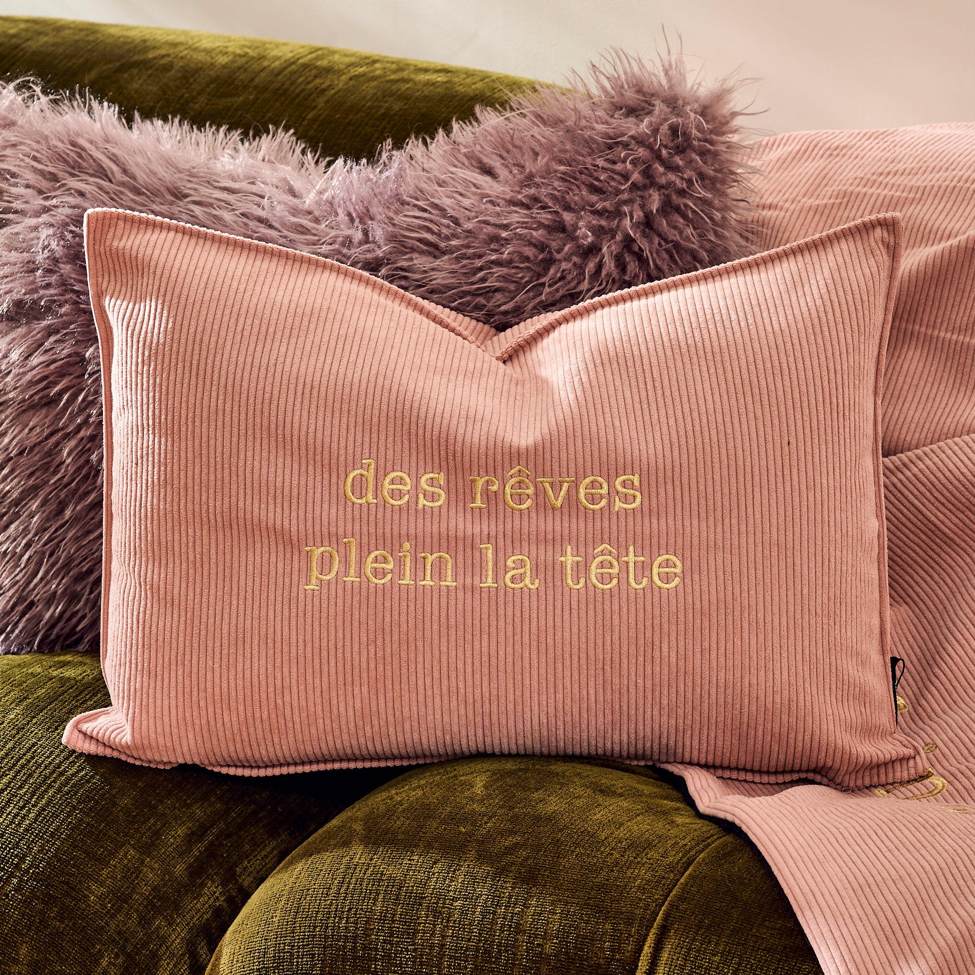 Coussin en fausse fourrure Sienne