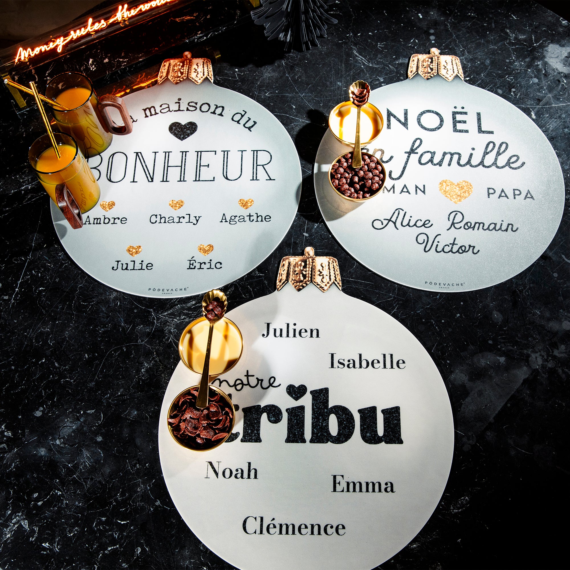 Set de table vinyle personnalisé Boule Famille