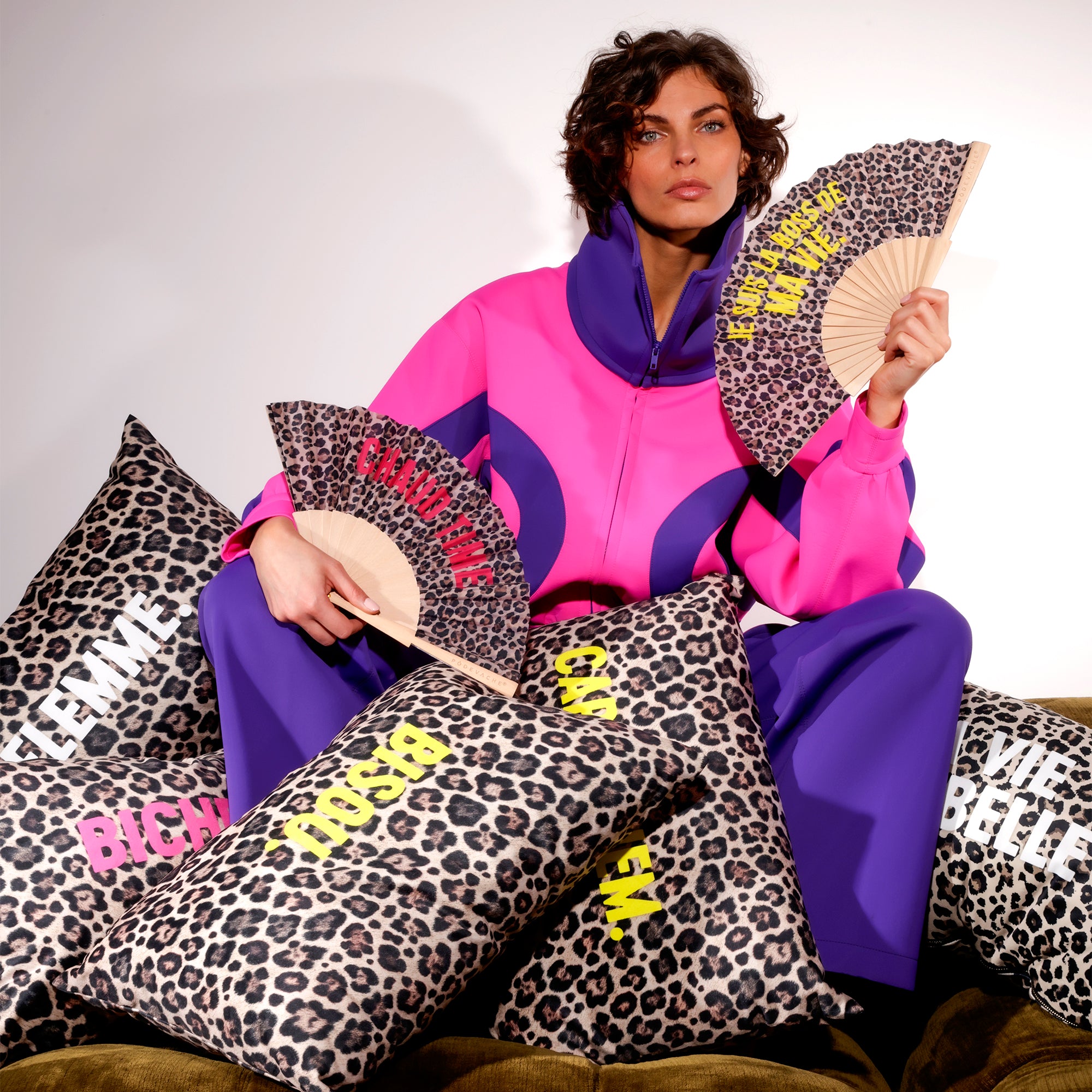 Coussin Velours Léopard Bisou