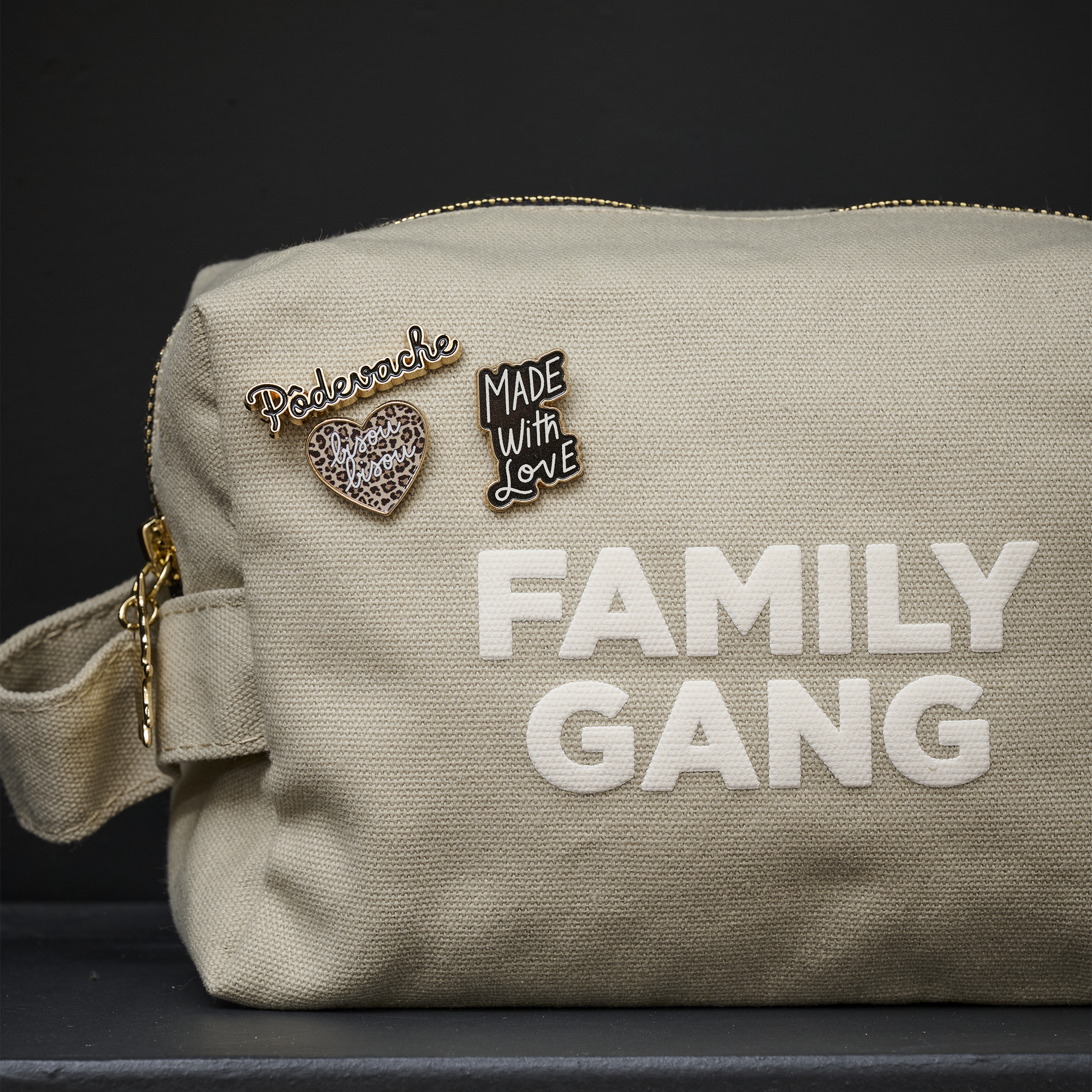 Pochette Pin's Family Gang
