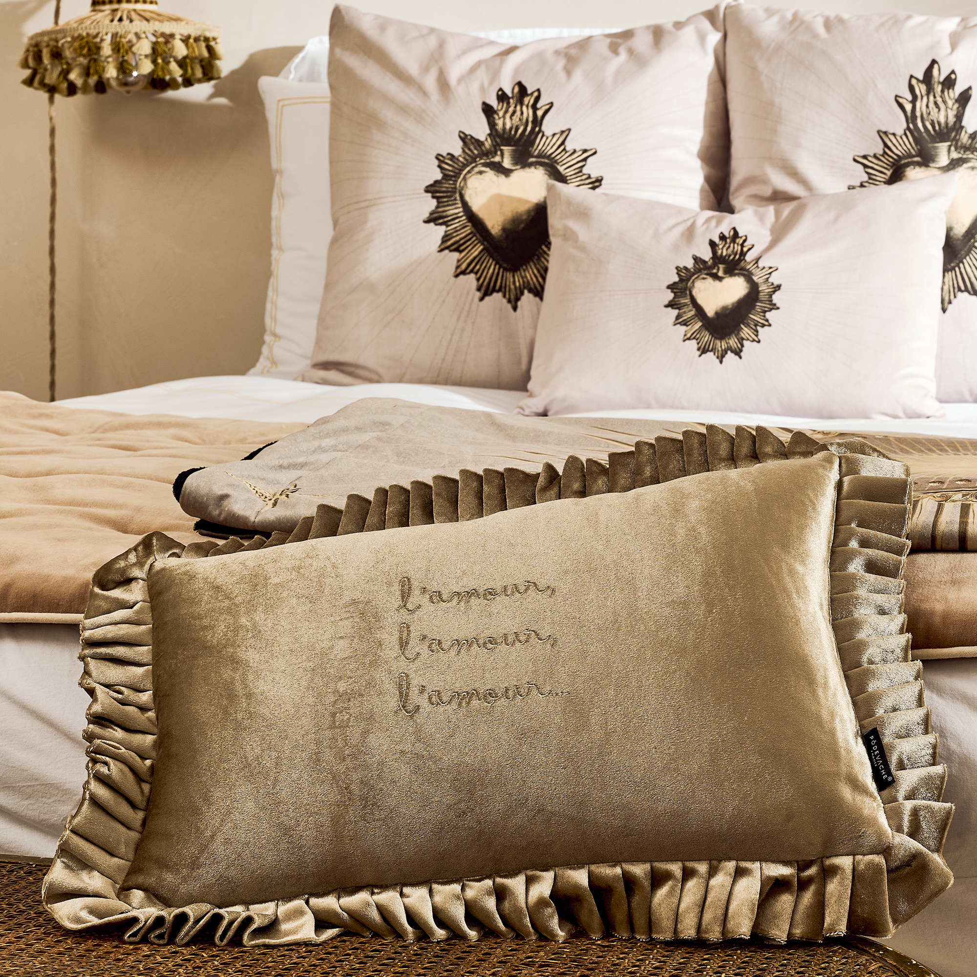 Coussin velours brodé Leyva