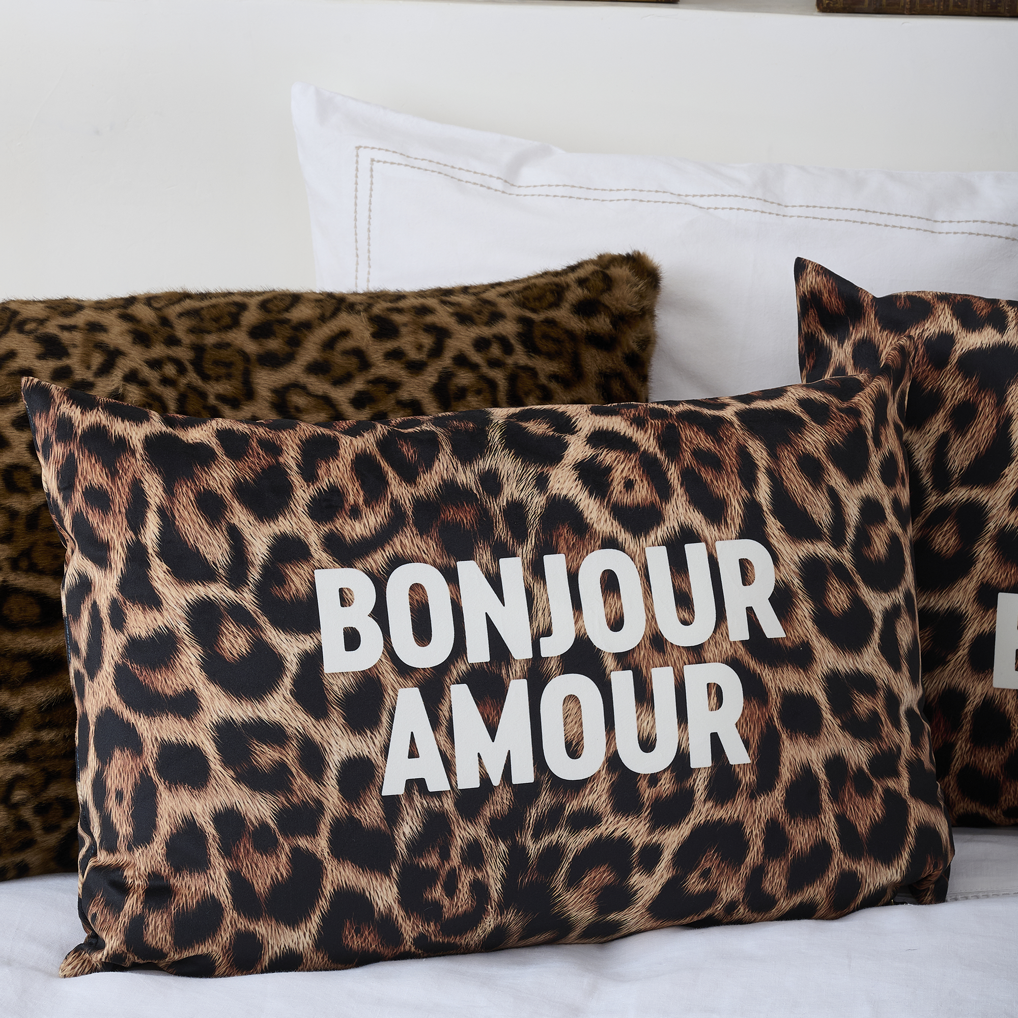 Coussin velours Leo Bonjour Amour