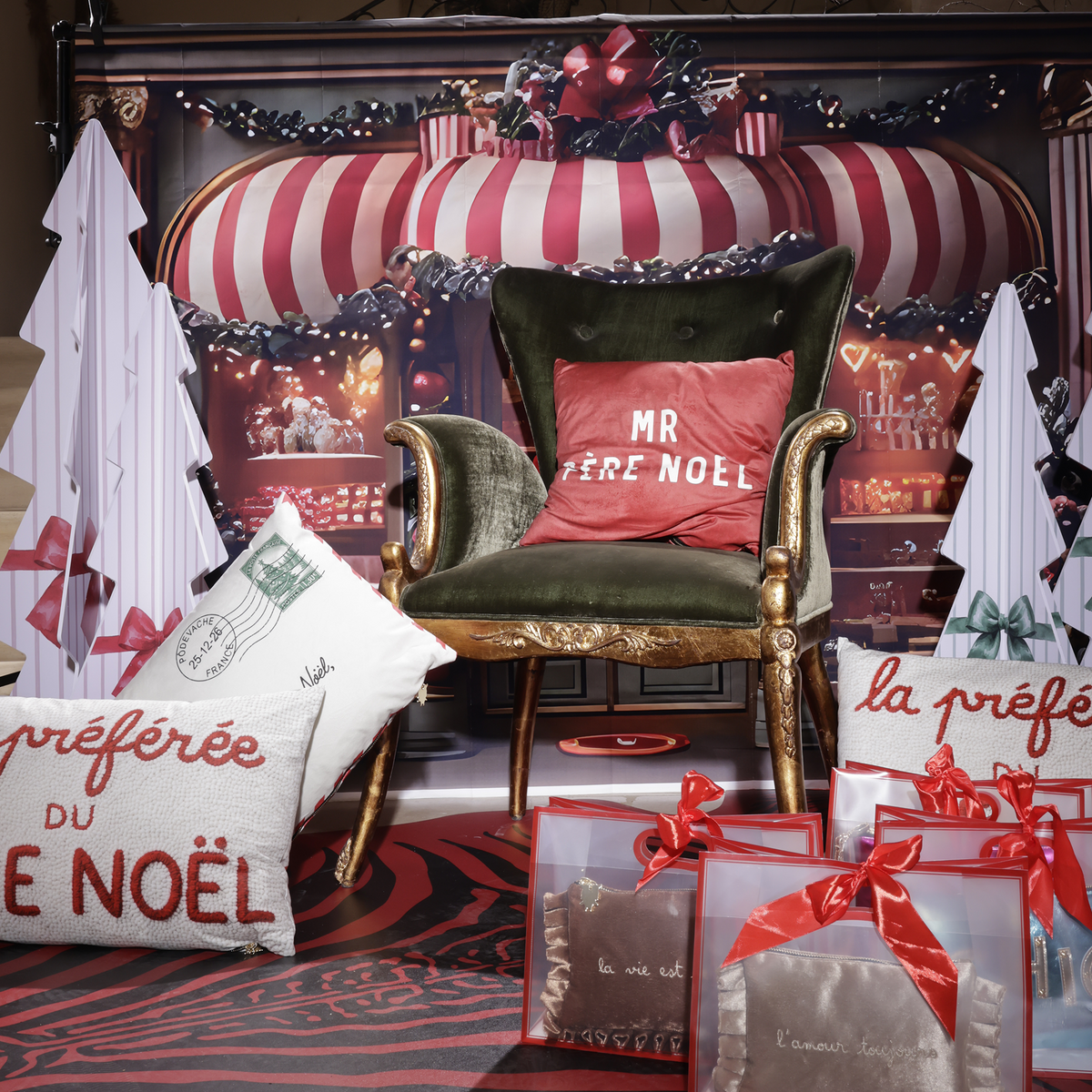 Coussin velours Mr Père Noël