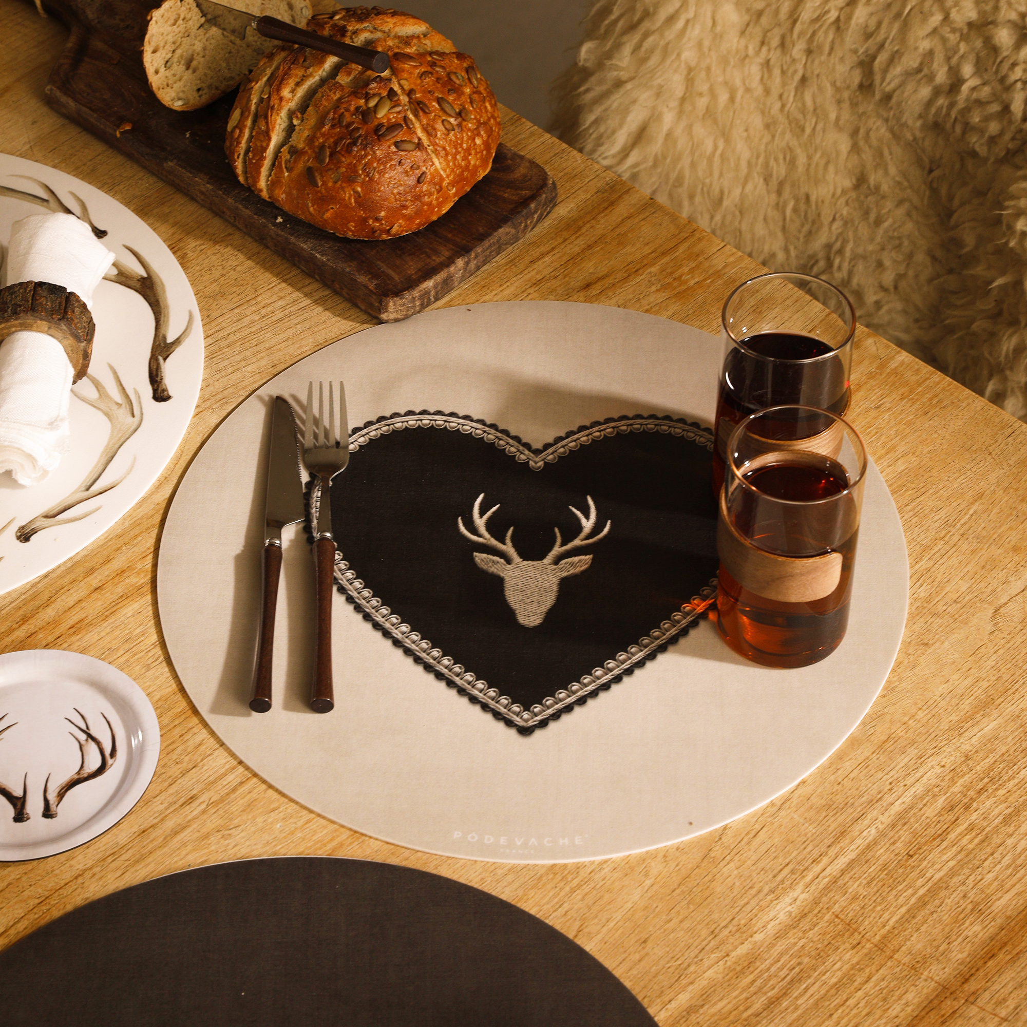 Hollis vinyl placemat