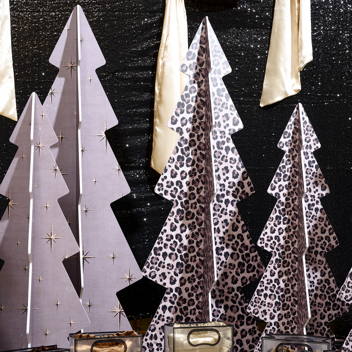 Sapin de Noël PVC Léopard foncé large