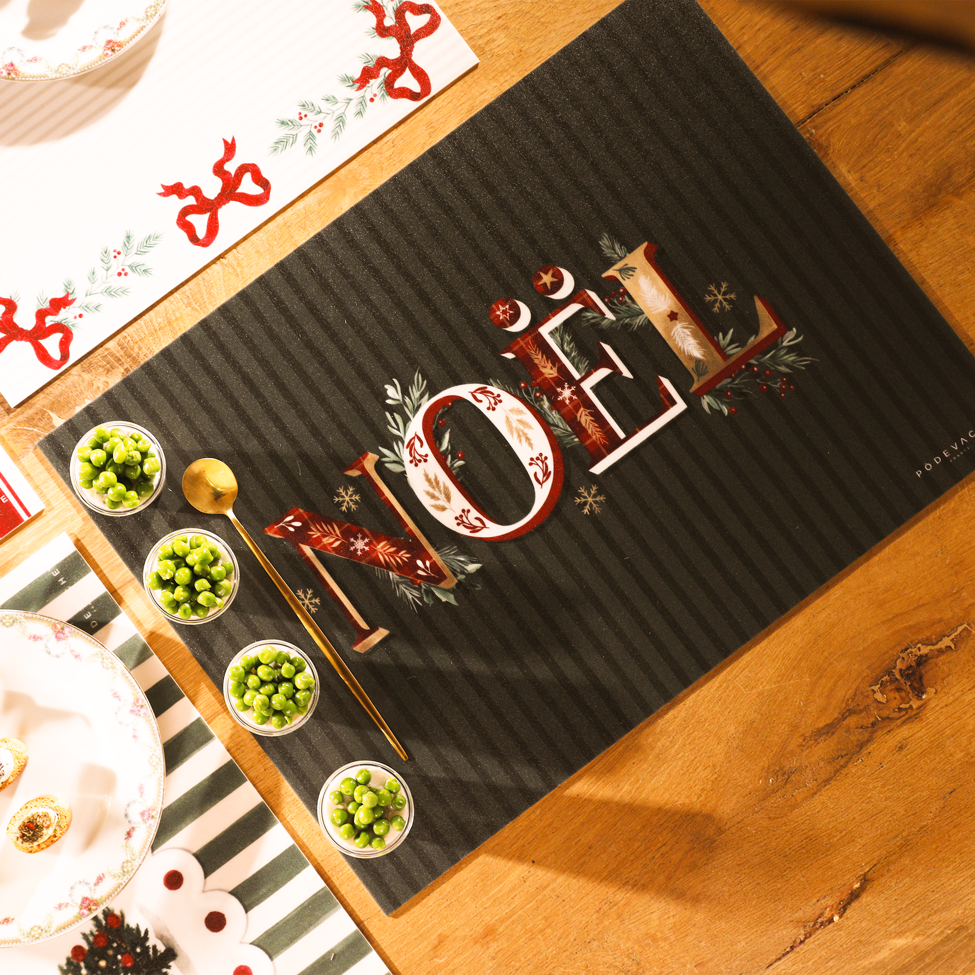 Set De Table Vinyle Christmas Green Bows