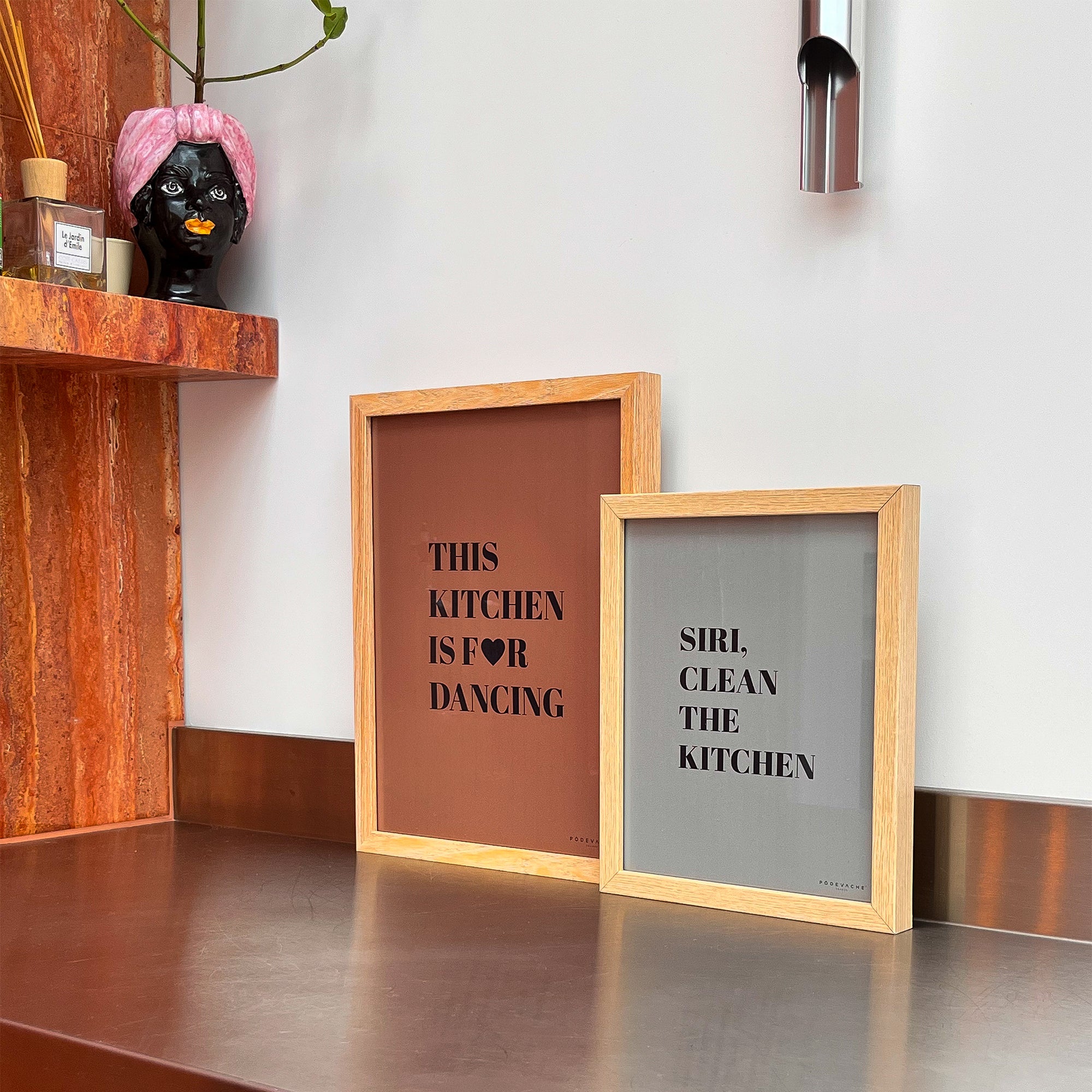 Affiche ou affiche encadrée Siri