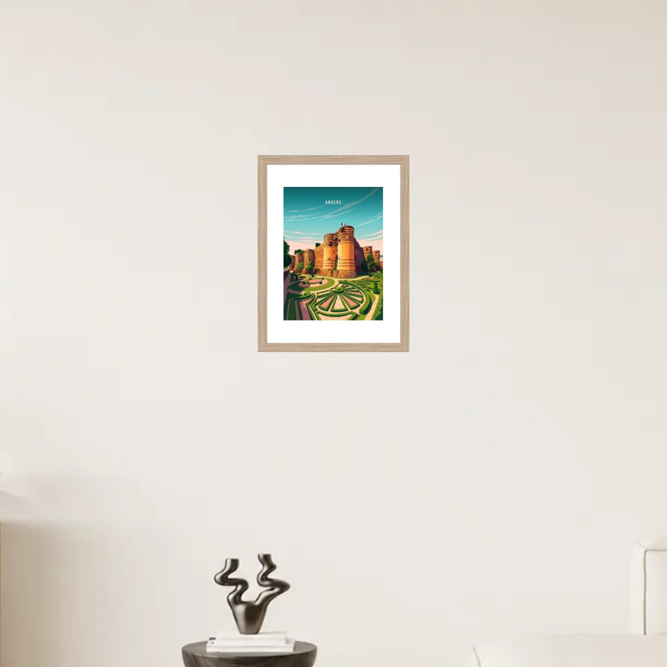 Le château et les jardins des douves — Pôdevache, en situation sur un mur