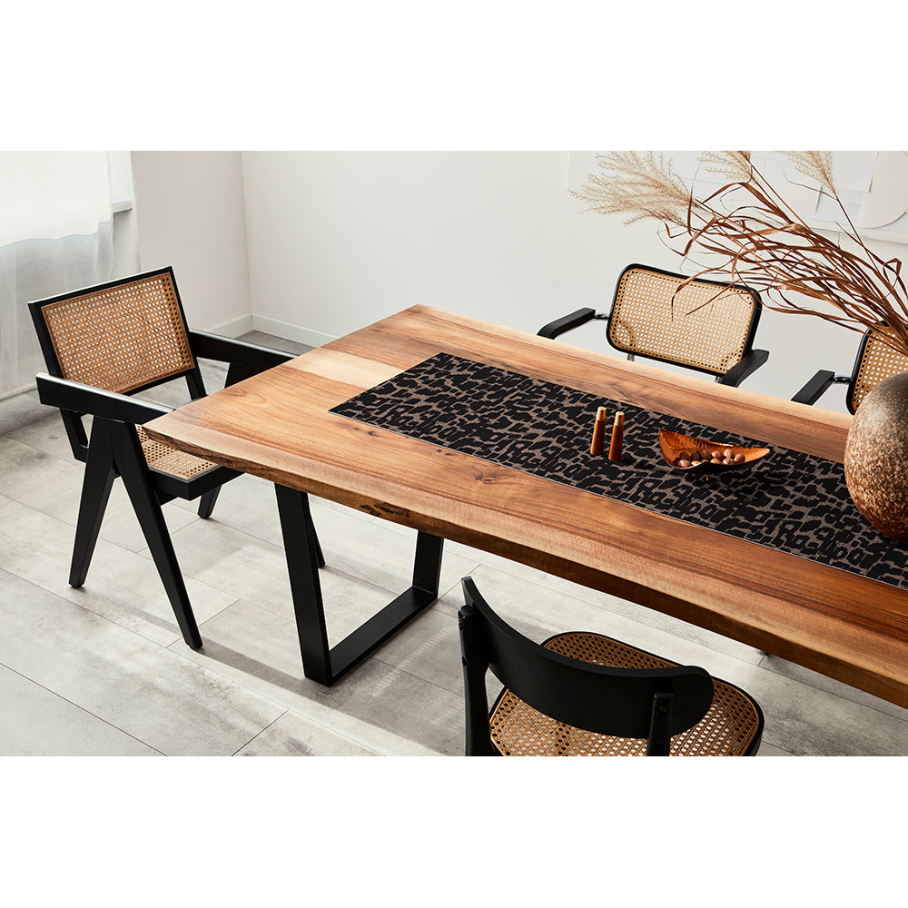 Mara vinyl table runner