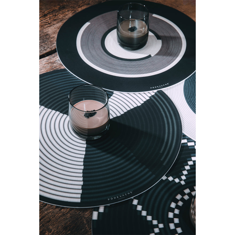 Set de table vinyle Karunga